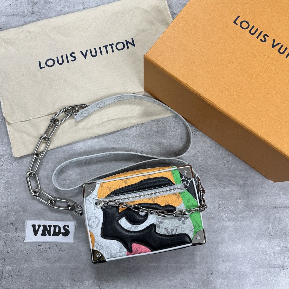 Louis Vuitton Louis Vuitton LV Kid Super Mini Soft Trunk Eye Monogram Size ONE SIZE - 18 Thumbnail