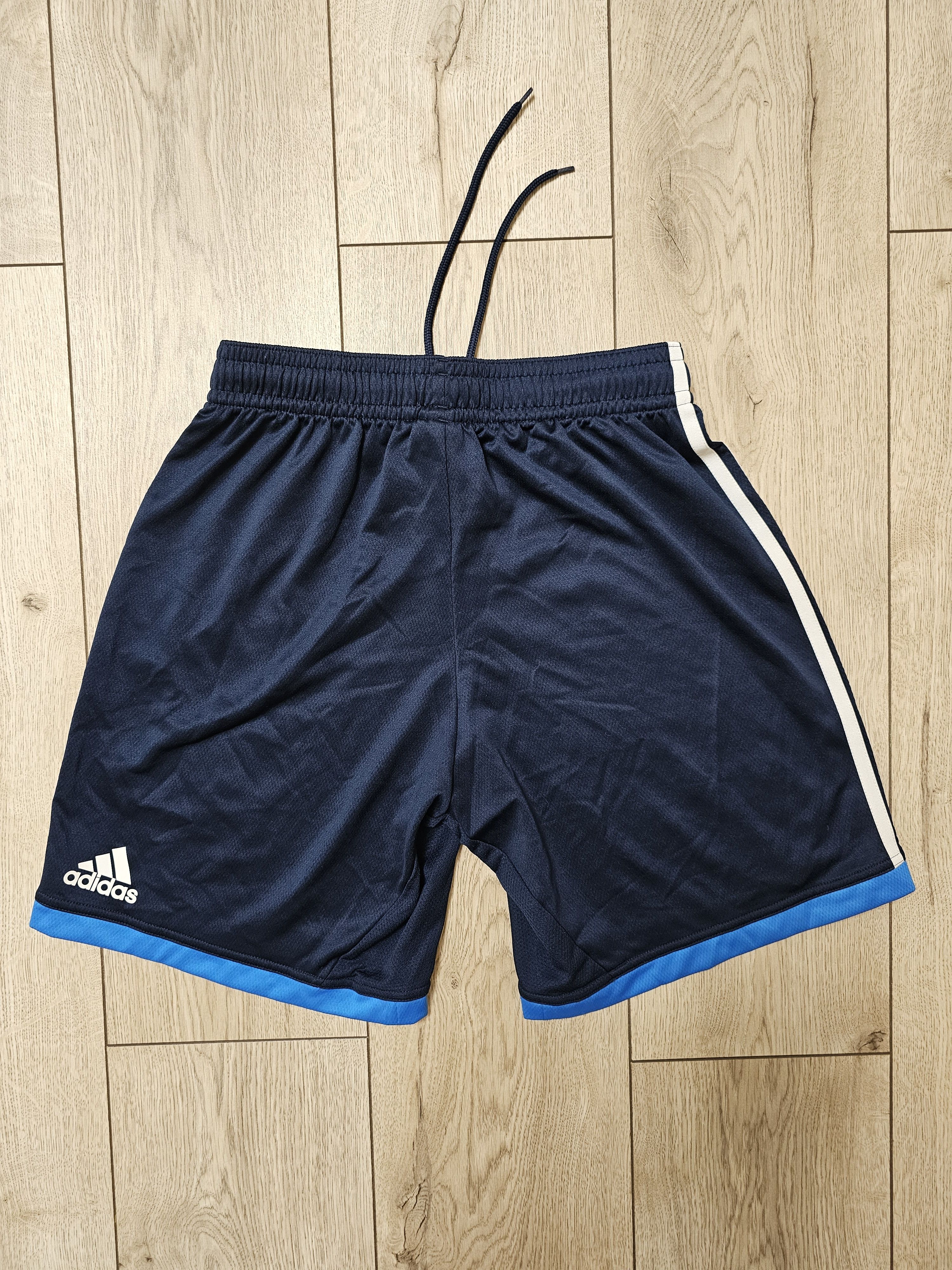 Adidas × All Sport RED BULL SALZBURG 2013 2014 FOOTBALL SHORTS SOCCER SHORTS Size US 32 / EU 48 - 2 Thumbnail