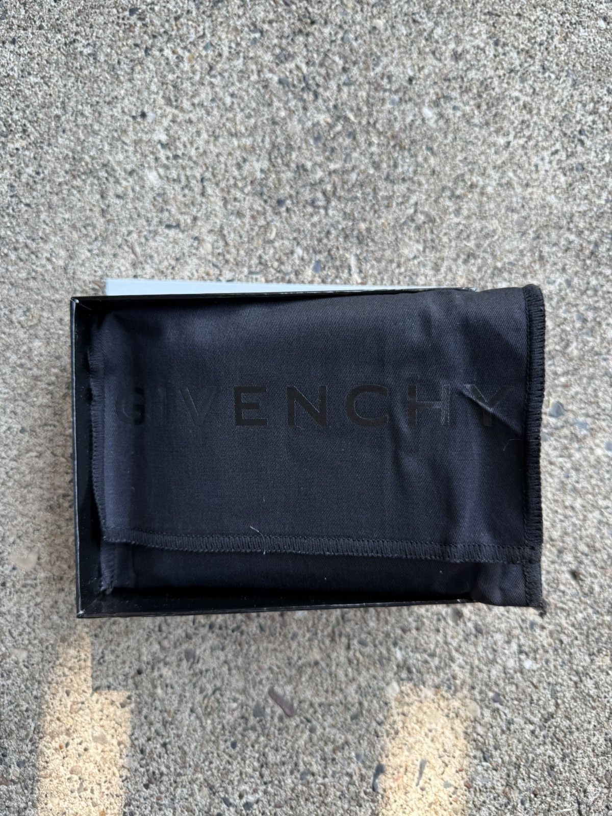 Givenchy Multi Metal Logo Dark Grey Wallet Size ONE SIZE - 7 Thumbnail