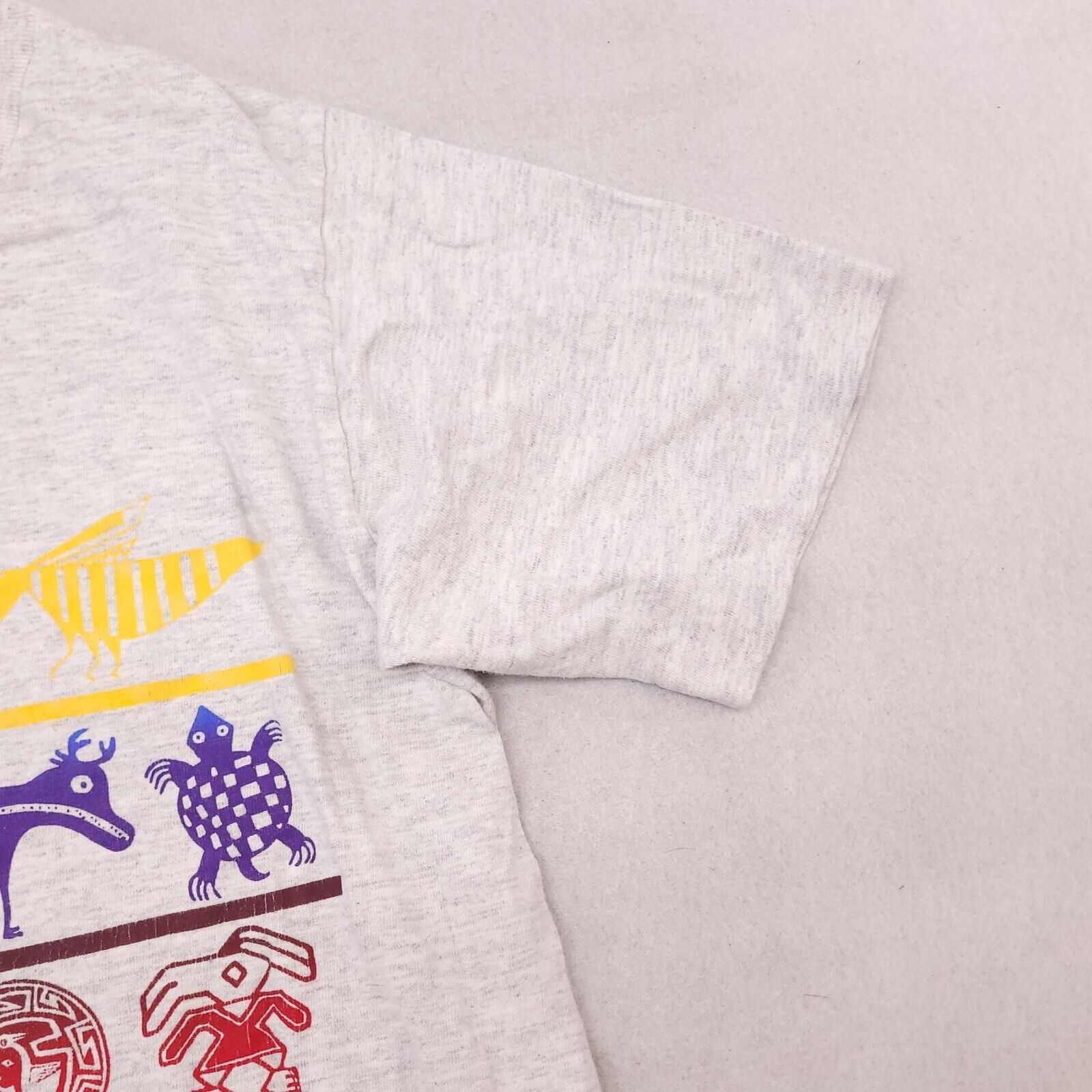 TEE JAYS Tee Jays Short Sleeve Graphic T Shirt Womens Size Small Gray Size S / US 4 / IT 40 - 6 Thumbnail