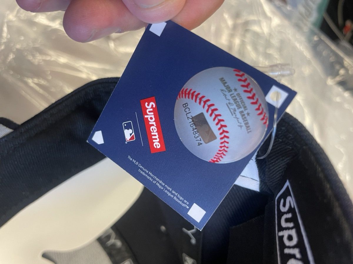 MLB × New Era × Supreme Supreme MLB Mariners Fitted Size ONE SIZE - 10 Thumbnail