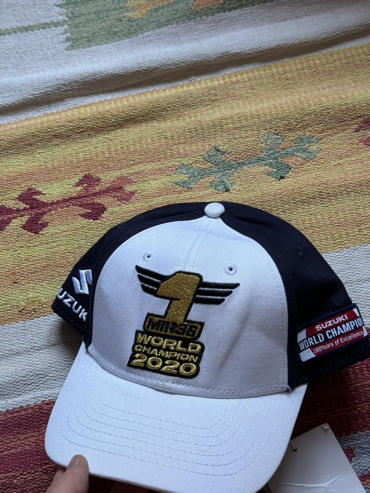 Formula 1 Suzuki 2020 Champion Team Formula 1 Racing Hat Size ONE SIZE - 2 Thumbnail