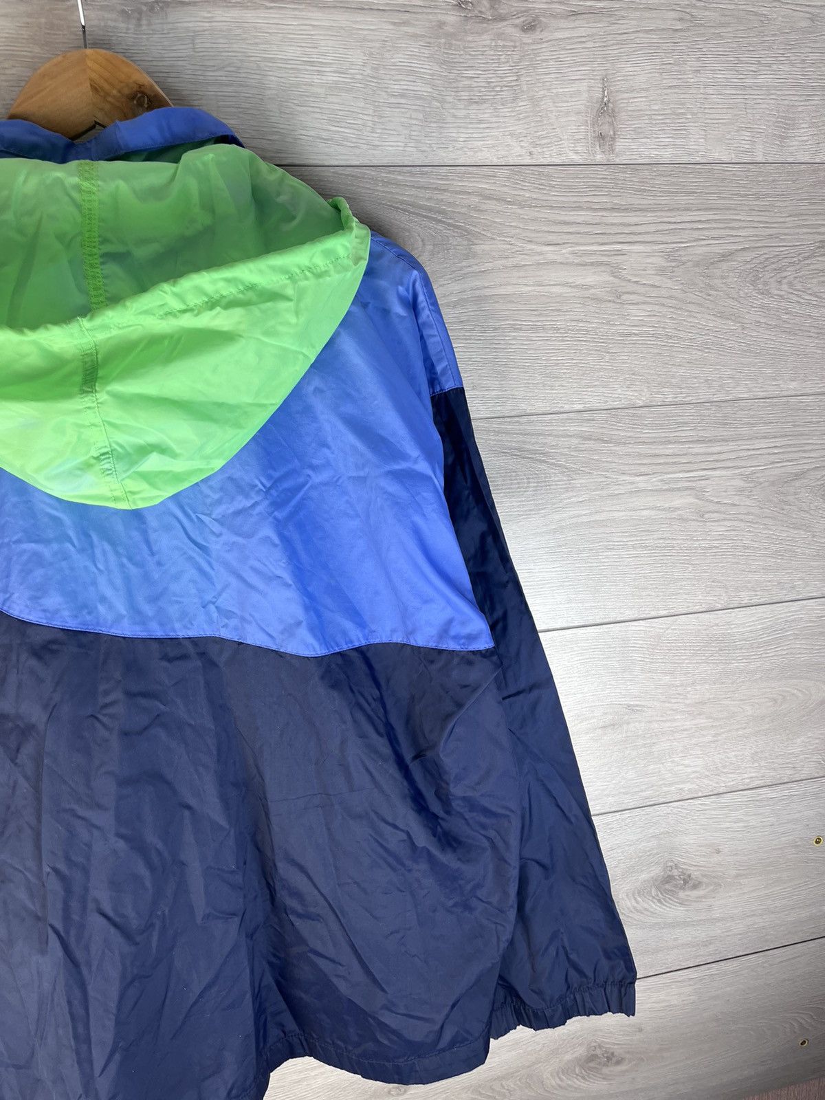 Nike Vintage men's jacket Nike size L made in Thailand y2k 1990s Size US L / EU 52-54 / 3 - 21 Thumbnail