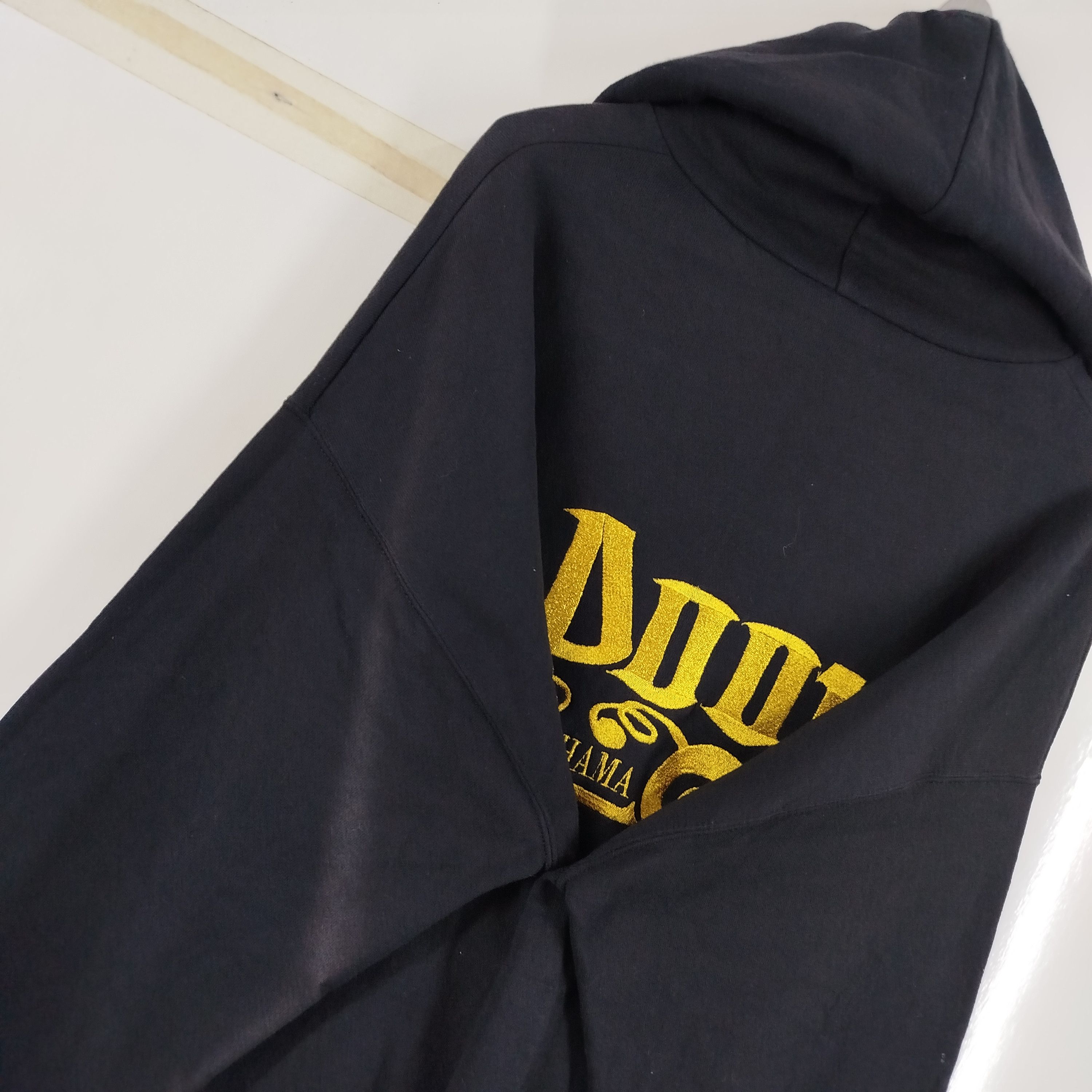 Japanese Brand × Lee × Vintage Vintage Lee Indoor Yokohama Big Back Embroidery Gold Colour Size US XXL / EU 58 / 5 - 4 Thumbnail