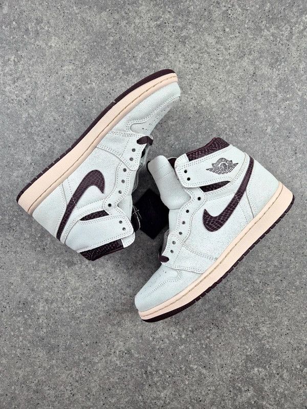 Jordan Brand Nike Air Jordan 1 Retro Hi Og A Ma Maniere Sneakers Size 42 Size US 8.5 / EU 41-42 - 2 Thumbnail