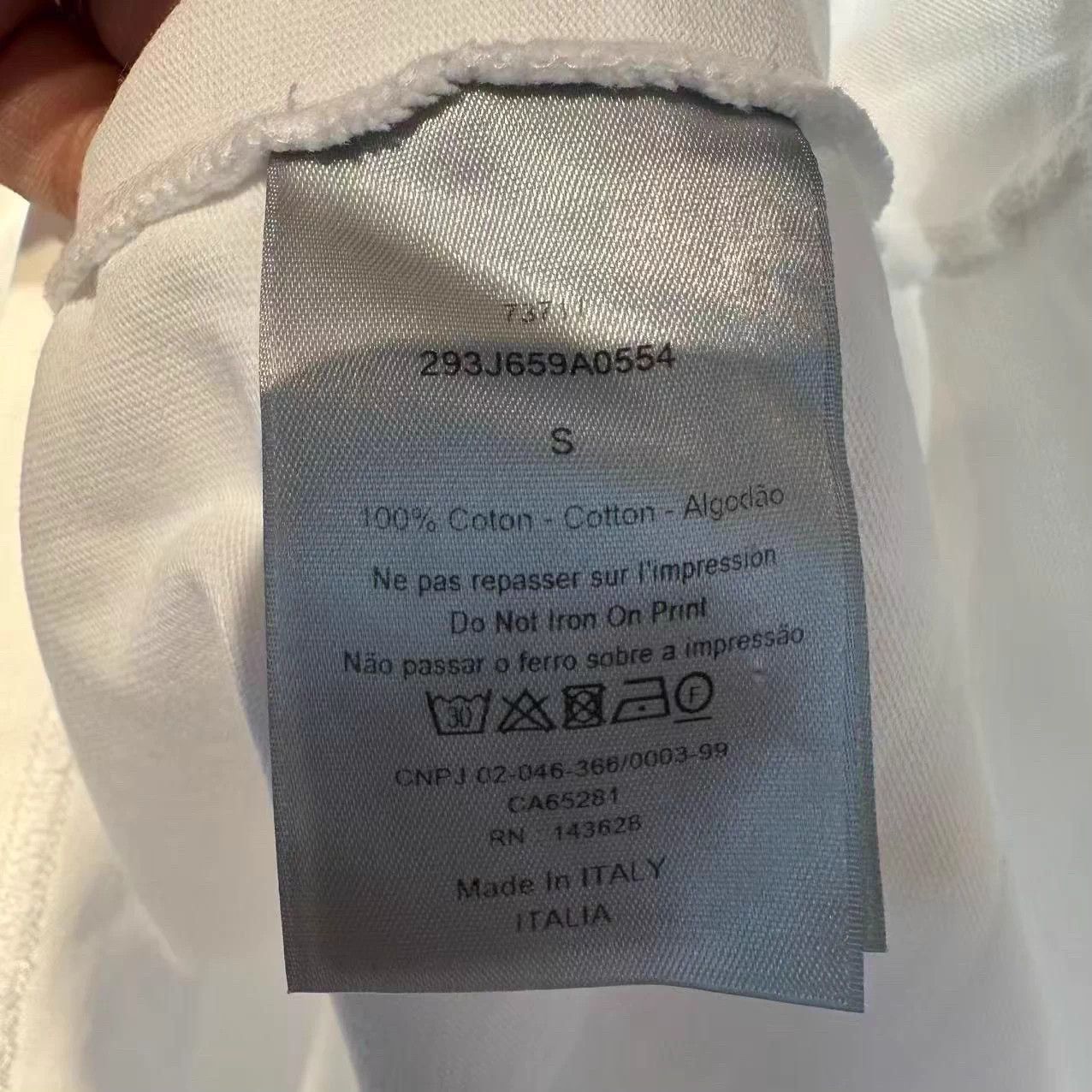 Dior Dior White T-shirt front embroidered 47 back logo Size US S / EU 44-46 / 1 - 3 Thumbnail