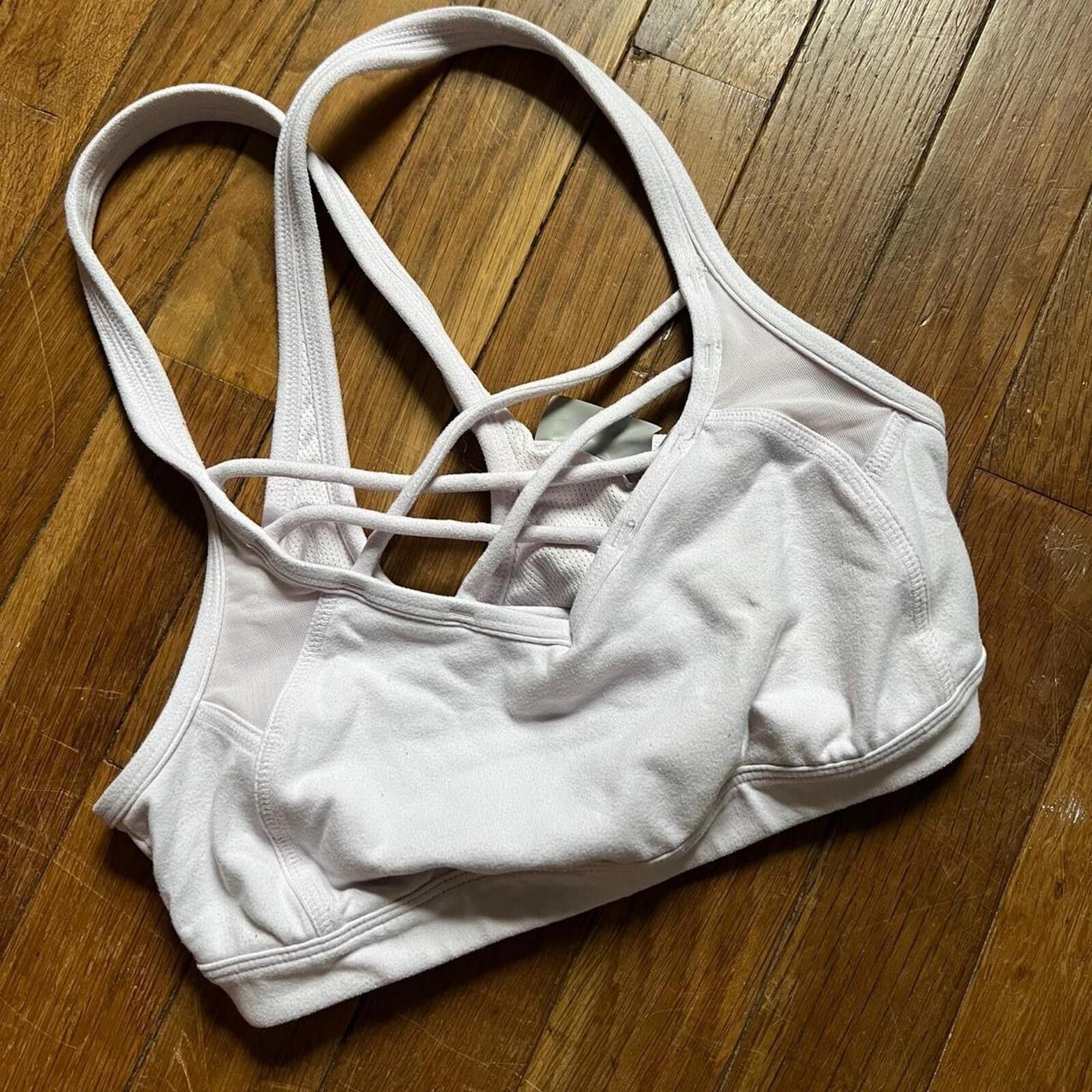 Other Athleta ballet pink criss cross front sports bra Size ONE SIZE - 1 Thumbnail