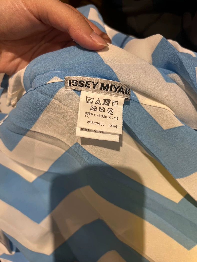 Issey Miyake Issey Miyake Blue and white halter top Size M / US 6-8 / IT 42-44 - 4 Thumbnail