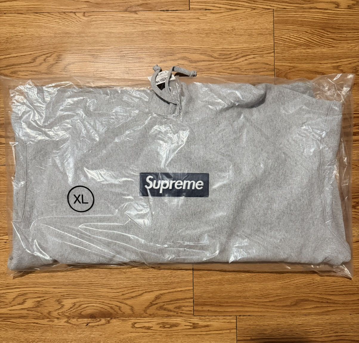 Supreme Supreme Box Logo Hooded Sweatshirt (FW25) Grey size XL Size US XL / EU 56 / 4 - 1 Thumbnail