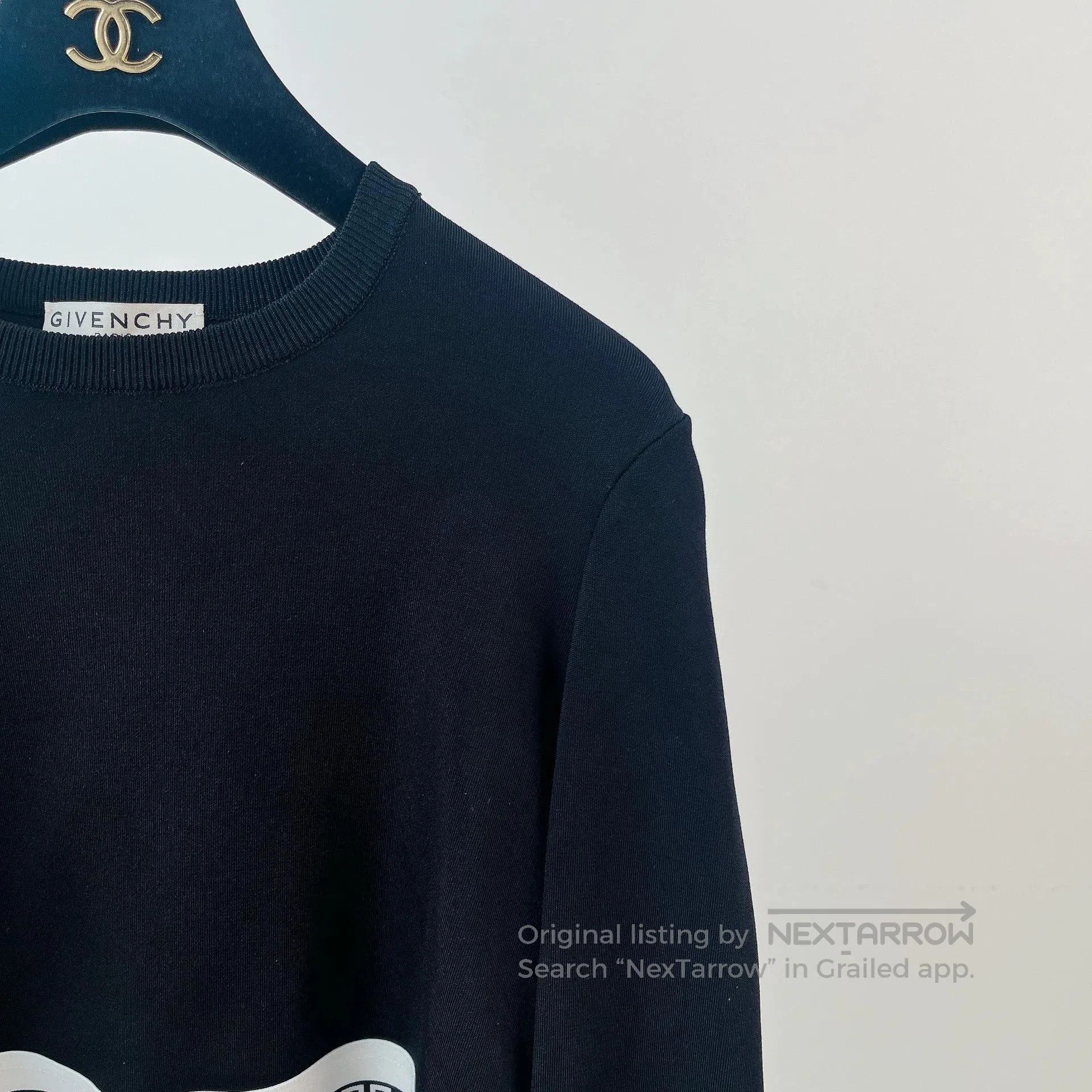 Givenchy Givenchy Black Letter Short Top M. Size US M / EU 48-50 / 2 - 3 Thumbnail