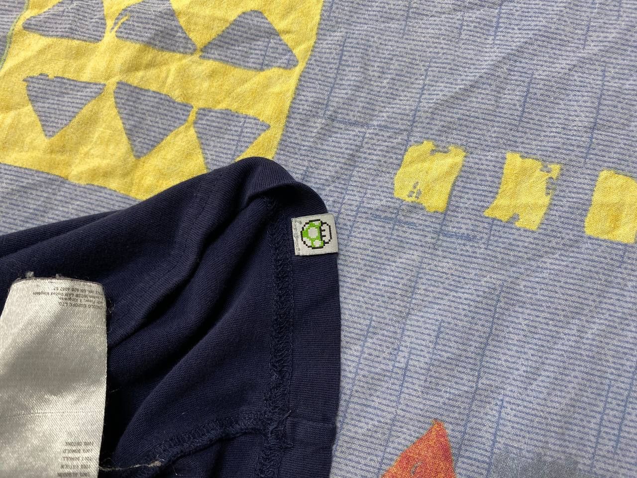 Uniqlo Uniqlo T-shirt Size US S / EU 44-46 / 1 - 15 Thumbnail