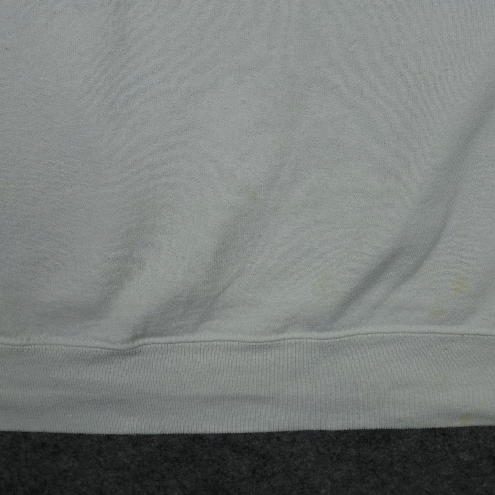 Vintage VINTAGE Looney Tunes Sweatshirt Mens XL White Tweety Christmas Graphic 2000s Size US XL / EU 56 / 4 - 6 Thumbnail