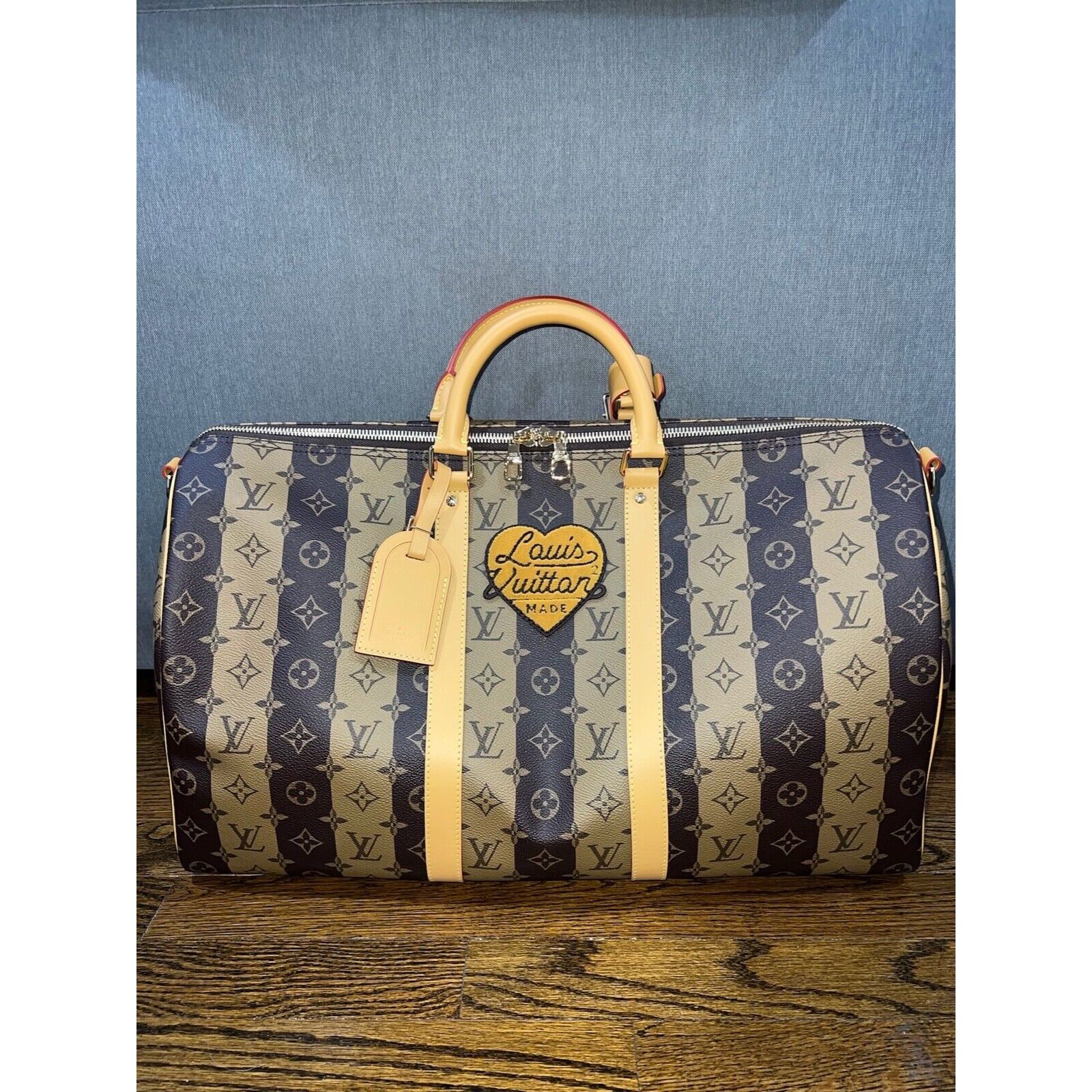 Louis Vuitton Louis Vuitton Keepall Bandouliere Monogram Heart Travel Bag Size ONE SIZE - 2 Thumbnail