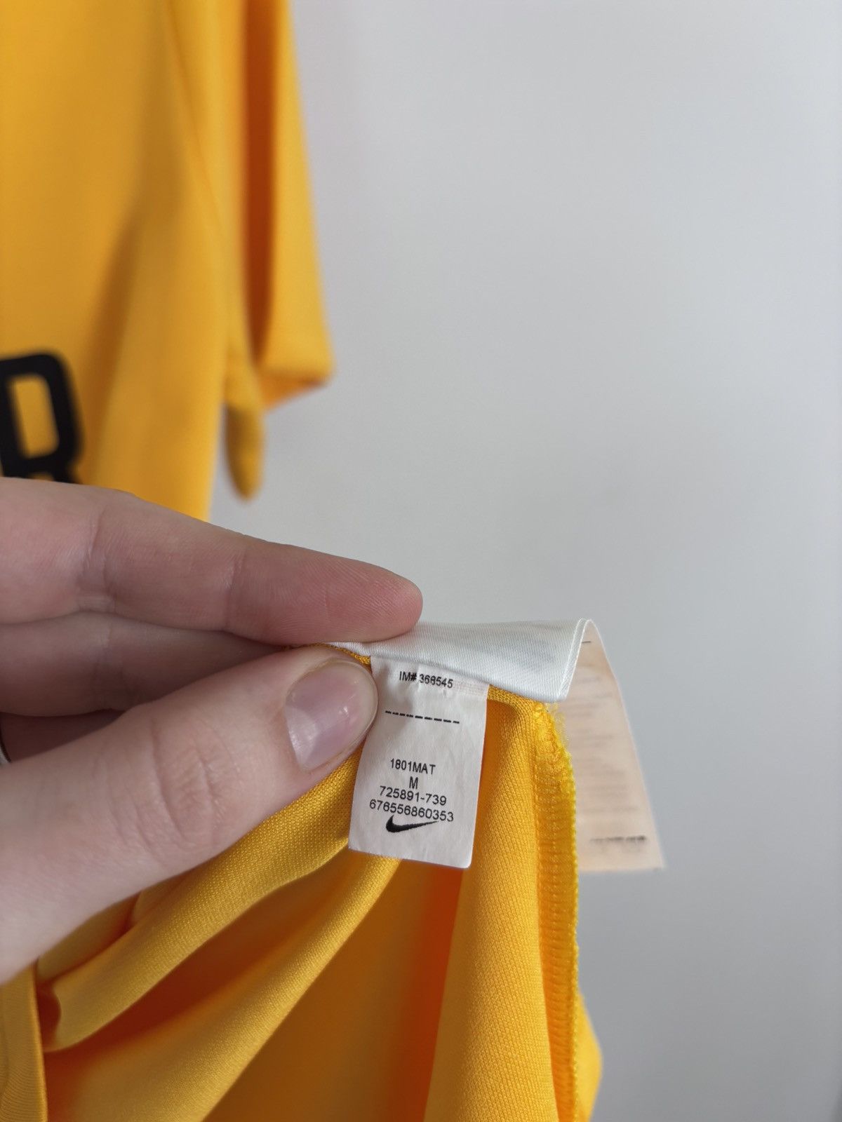 Nike Nike Young Boys Switzerland 2018 #12 Football Soccer Jersey Size US M / EU 48-50 / 2 - 12 Thumbnail