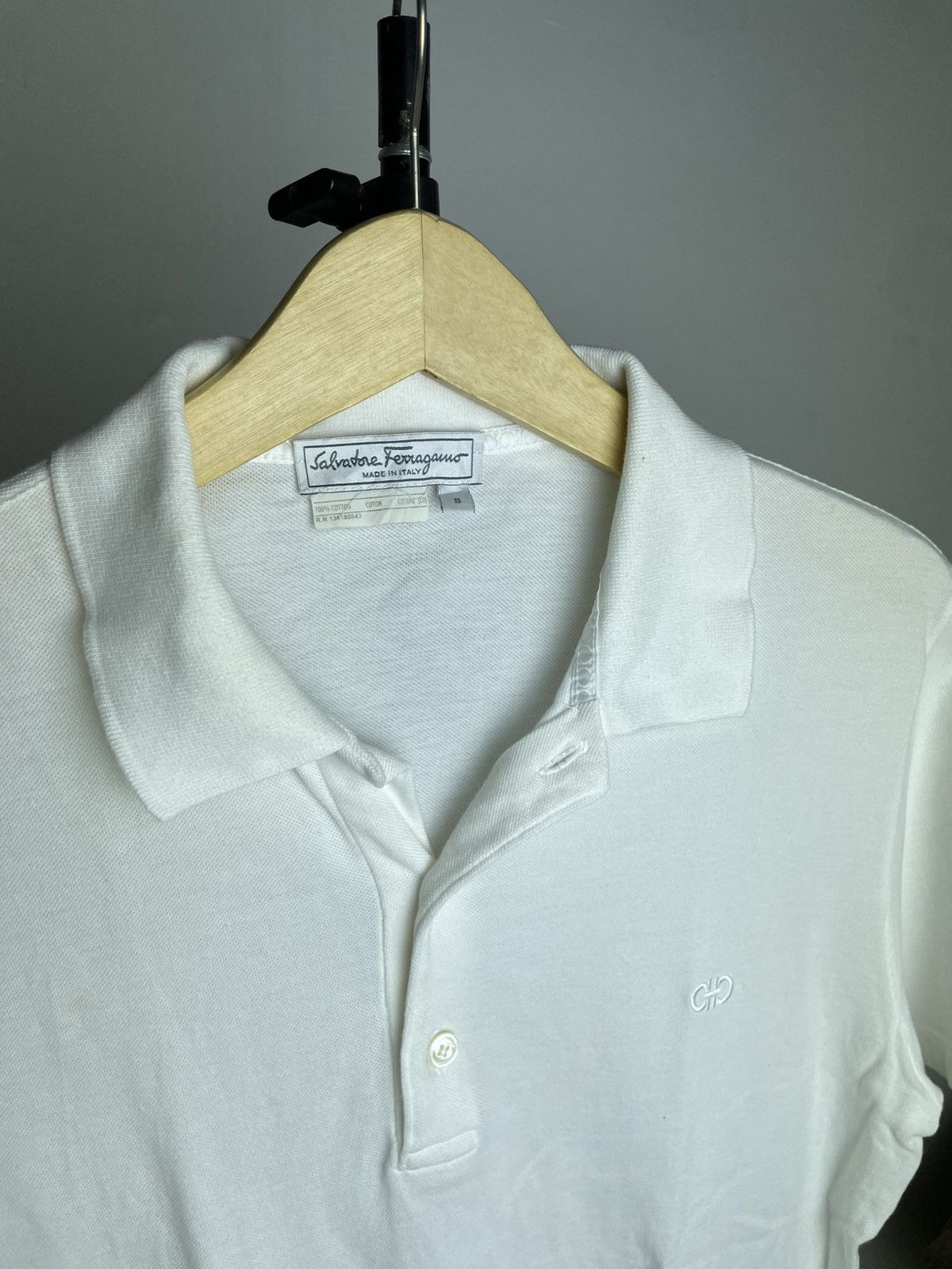 Salvatore Ferragamo Salvatore Ferragamo Gancini Logo Polo Shirt White Size US S / EU 44-46 / 1 - 2 Thumbnail