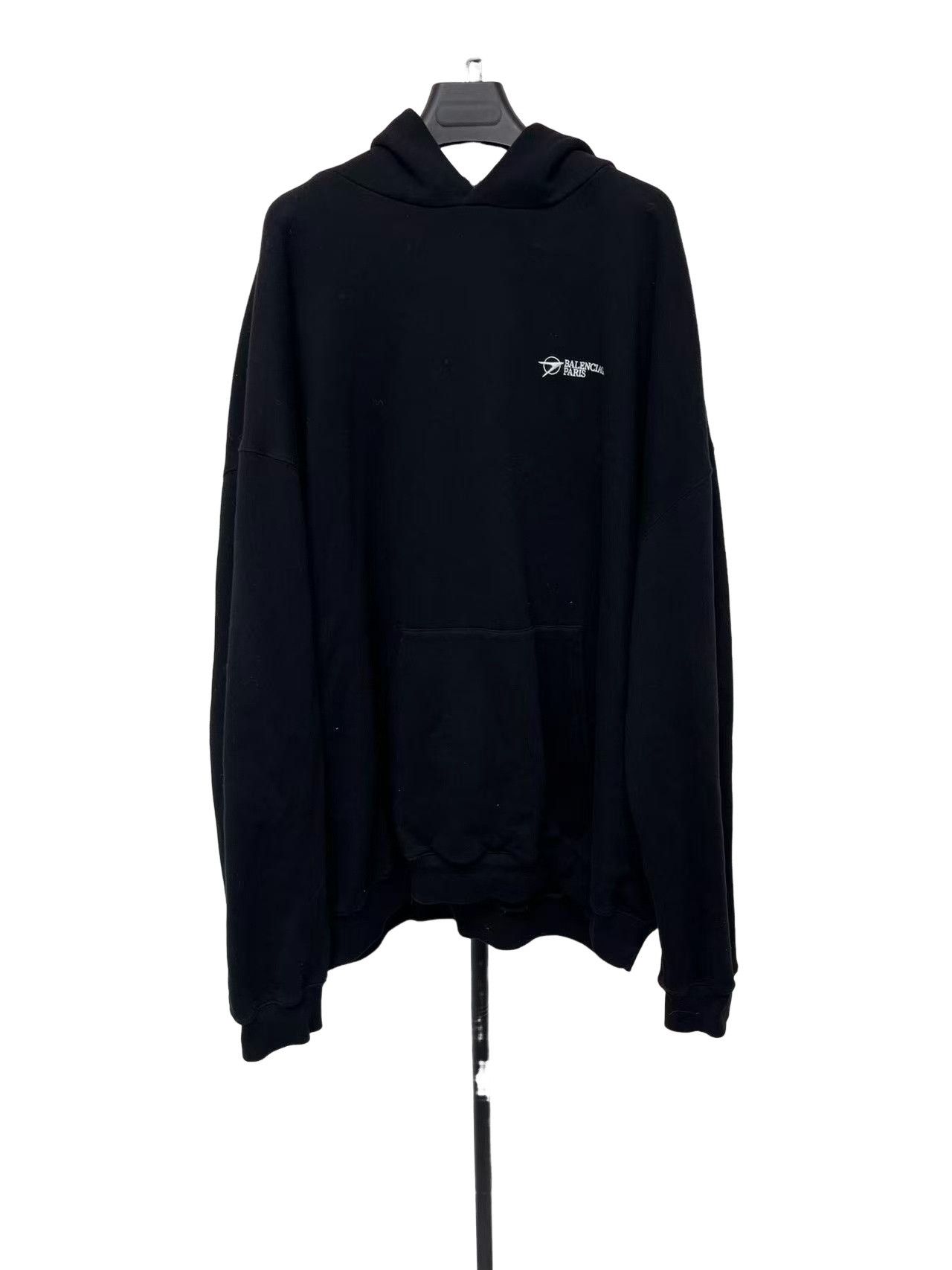 Balenciaga Balenciaga Logo Graphic Hoodie L Size US L / EU 52-54 / 3 - 1 Thumbnail