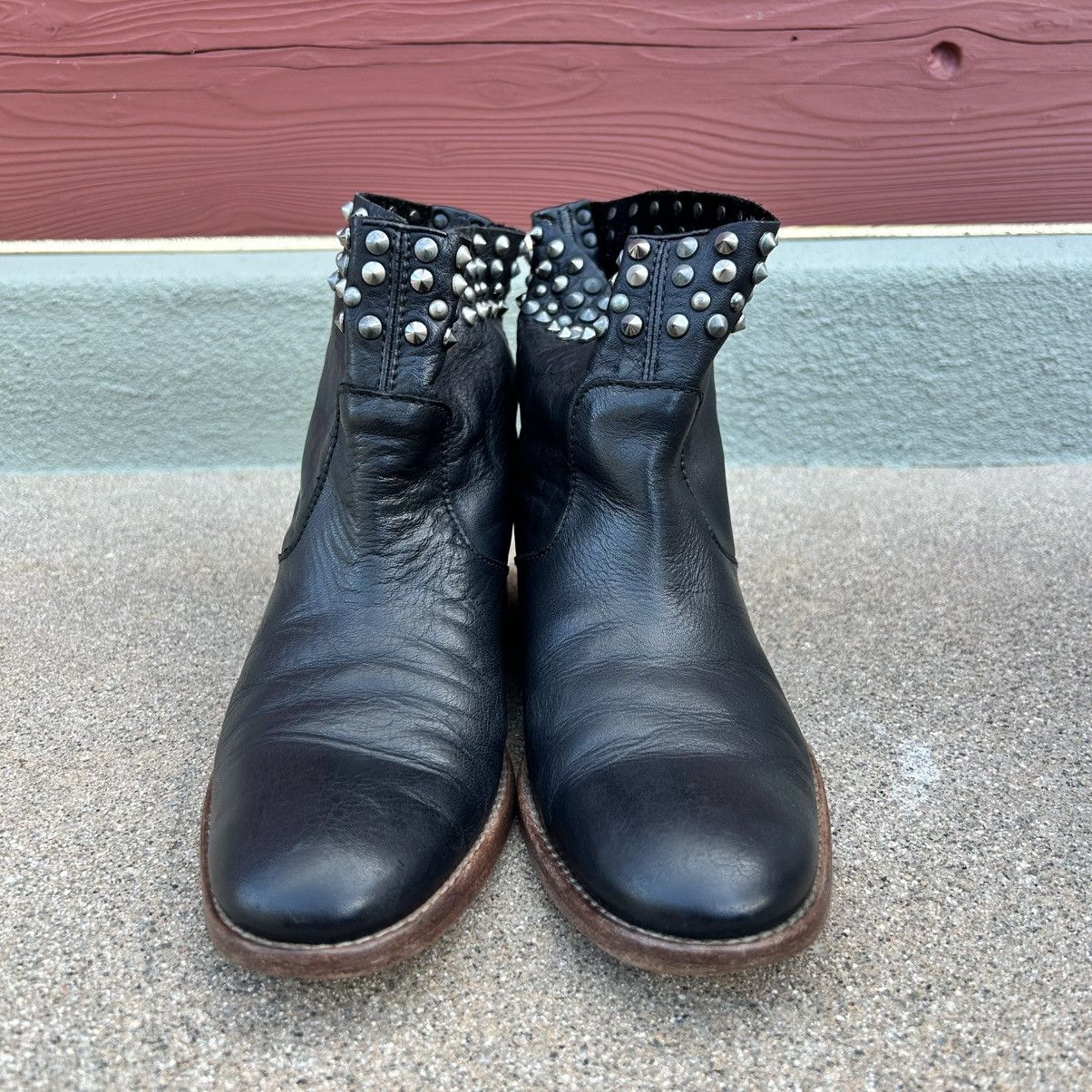 Zadig & Voltaire ZADIG & VOLTAIRE~Black Leather Studded Ankle Bootie~7/7.5/38 Size US 8 / IT 38 - 3 Thumbnail