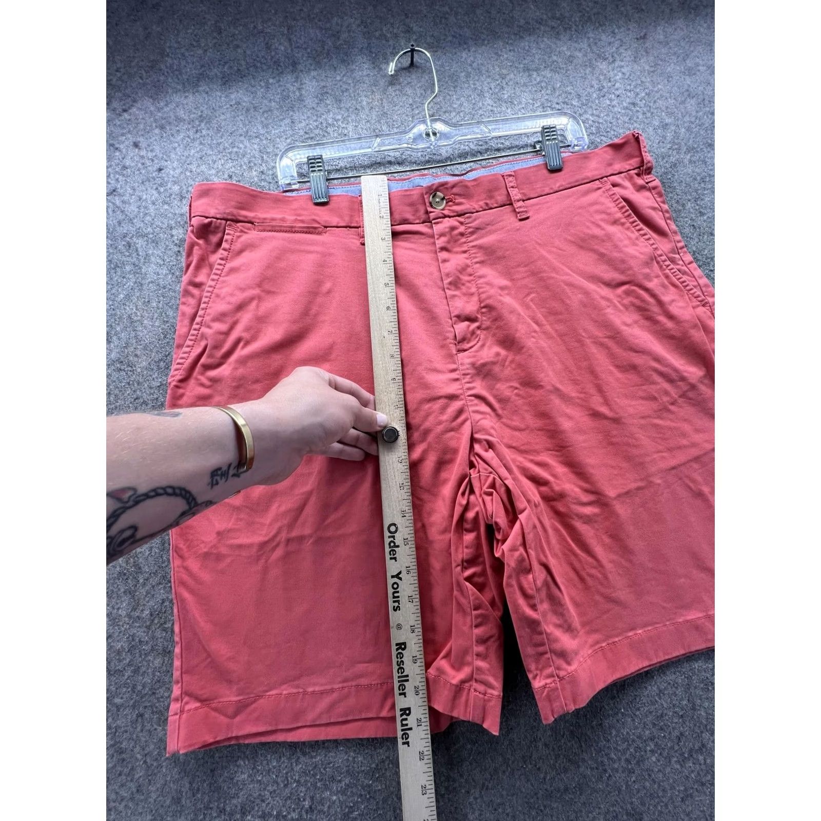 Tommy Hilfiger Tommy Hilfiger Shorts Mens 38 Red Flat Front 9 Inseam Chino Casual Summer Size US 38 / EU 54 - 3 Thumbnail