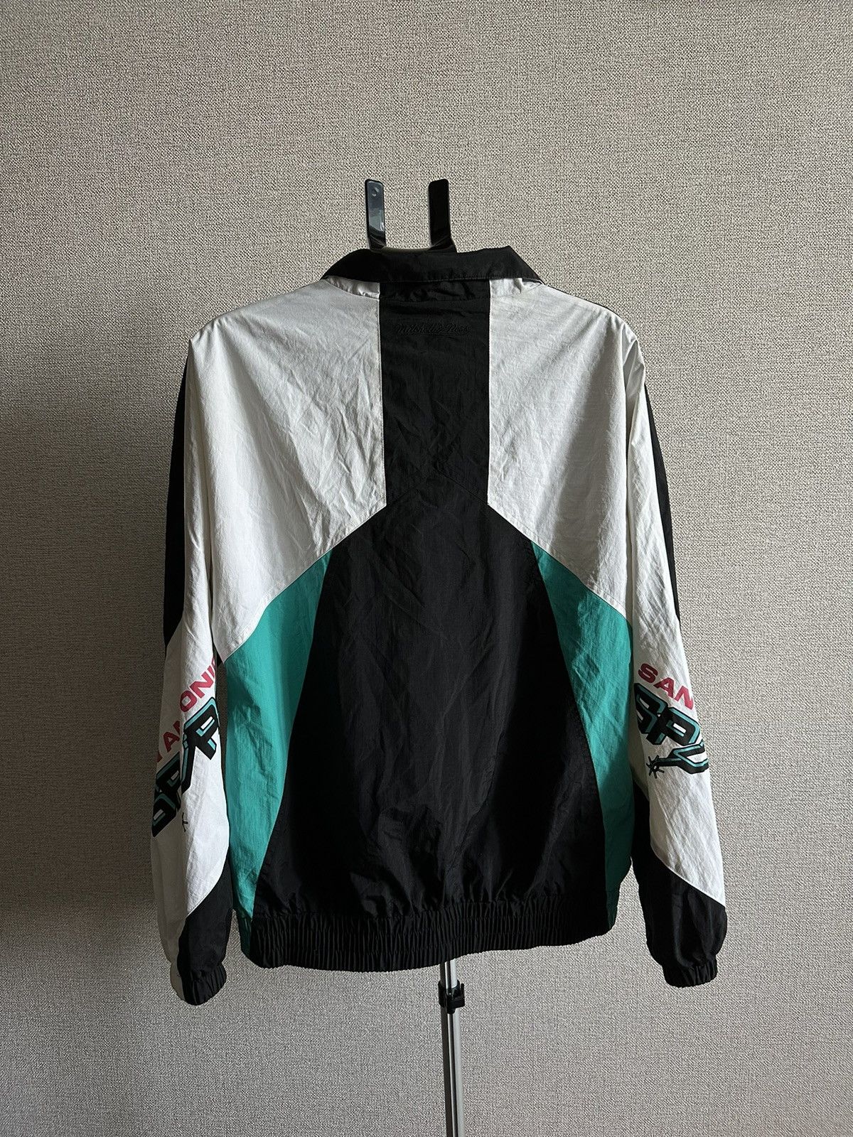 Mitchell & Ness Vintage Mitchell Ness San Antonio Spurs Nylon Jacket Size US M / EU 48-50 / 2 - 11 Thumbnail