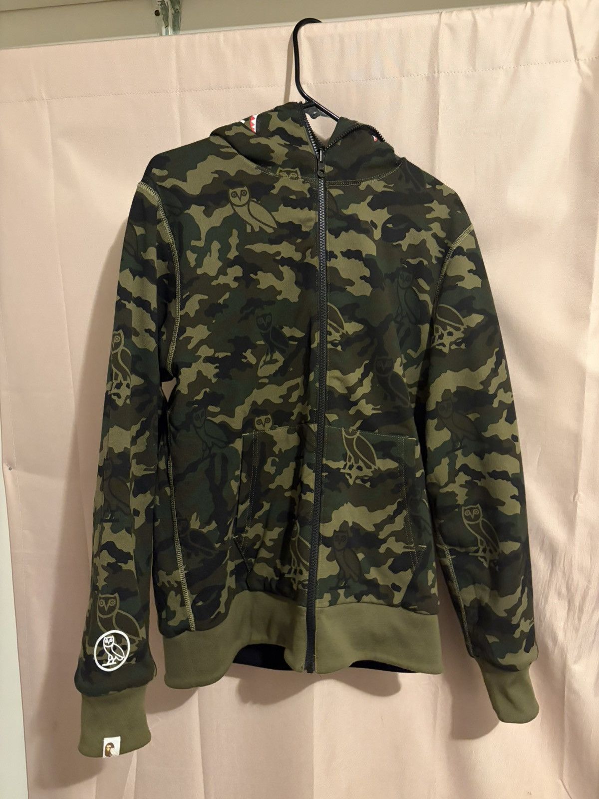 Bape × October's Very Own Ovo x bape reversible shark full zip hoodie Size US L / EU 52-54 / 3 - 3 Thumbnail
