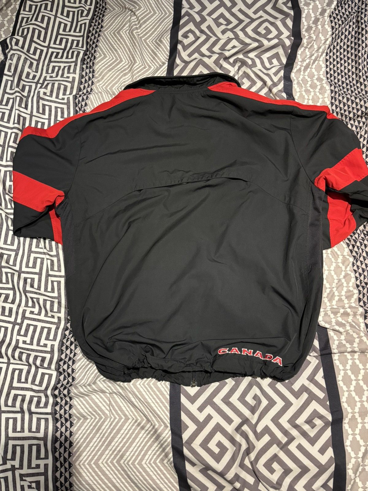 Nike × Vintage Mens Nike Team Canada Hockey Jacket Storm Fit Full Zip Black Size US M / EU 48-50 / 2 - 3 Thumbnail