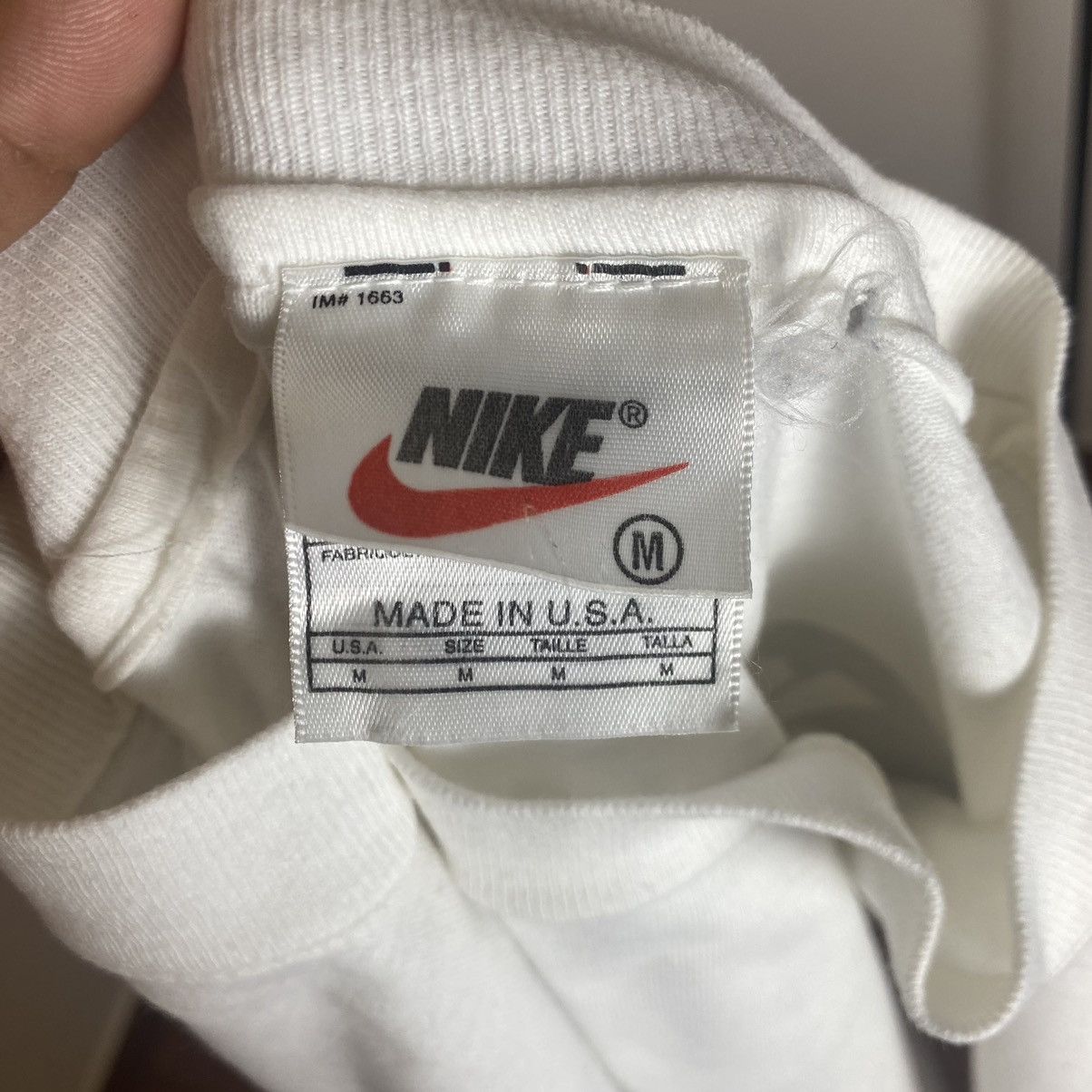 Nike × Vintage Vintage 90s Nike Air Jordan tee Size US M / EU 48-50 / 2 - 7 Thumbnail
