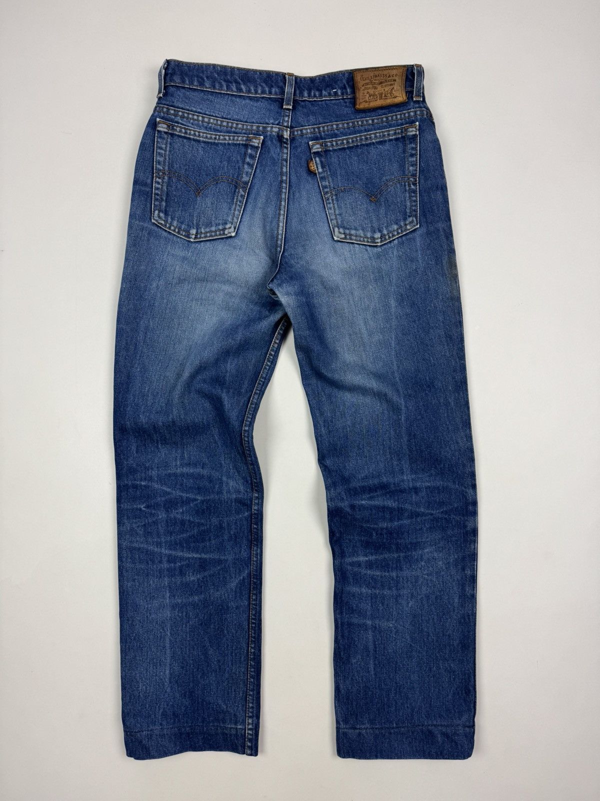 Levi's 1980’s Vintage Levi’s 565 Washed Denim Leather Tab Jeans Size US 33 - 16 Thumbnail