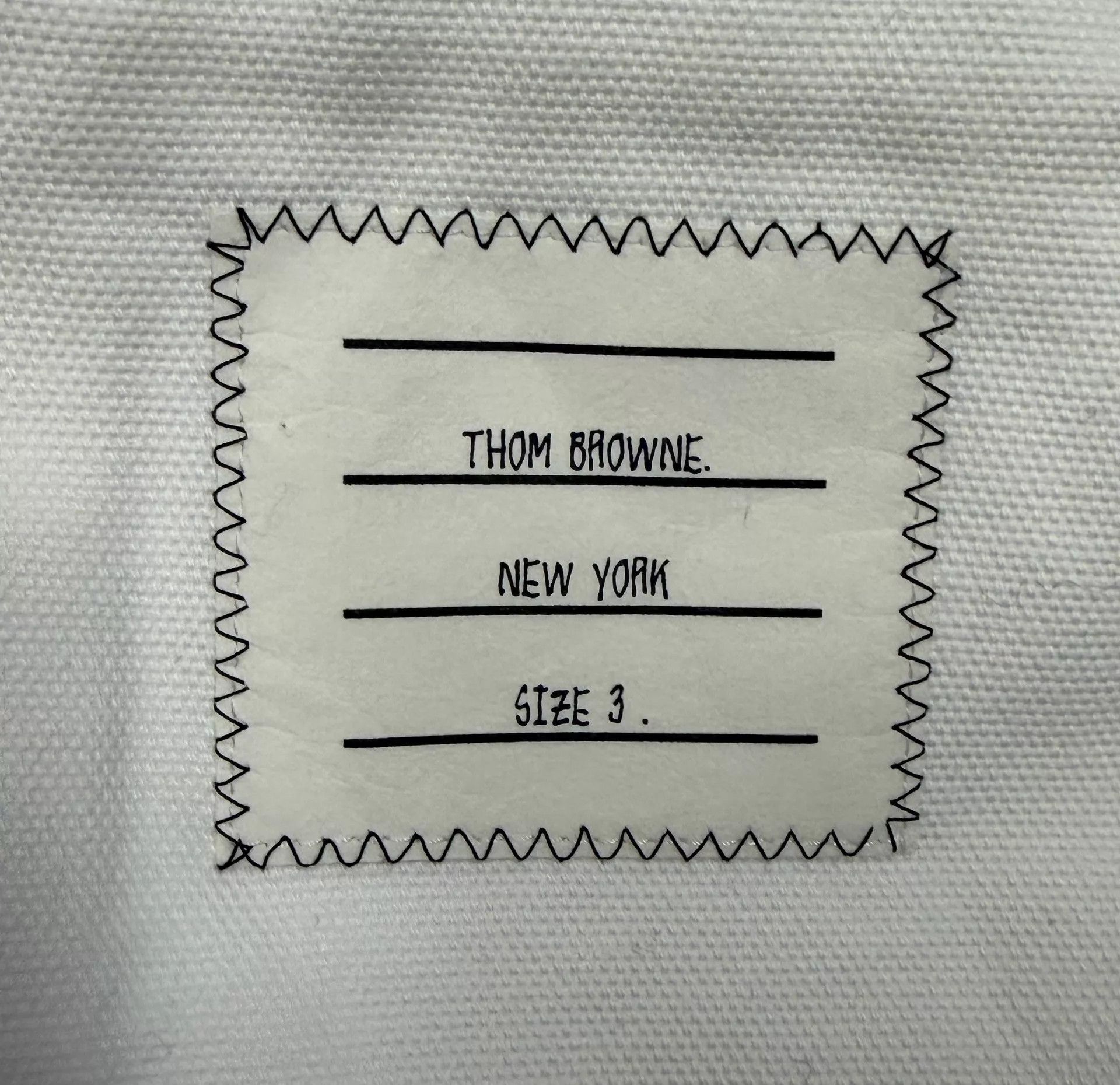 Thom Browne Thom Browne Men's White Four-Bar Suit Size3 Size US L / EU 52-54 / 3 - 5 Thumbnail