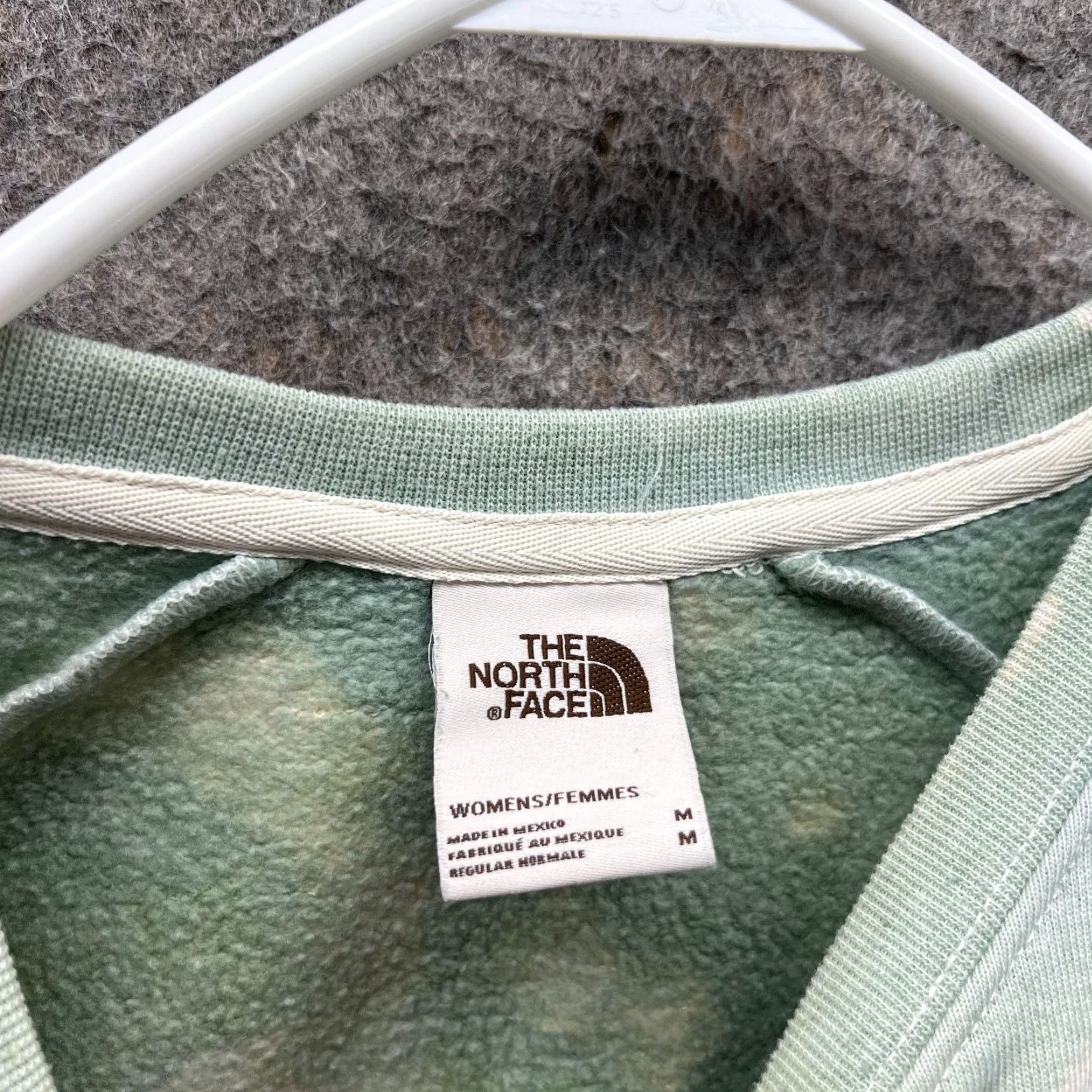 The North Face VINTAGE The North Face Sweater Womens Medium Green White Pullover Heritage Crew Fleece Crew Neck Regular Size M / US 6-8 / IT 42-44 - 5 Thumbnail