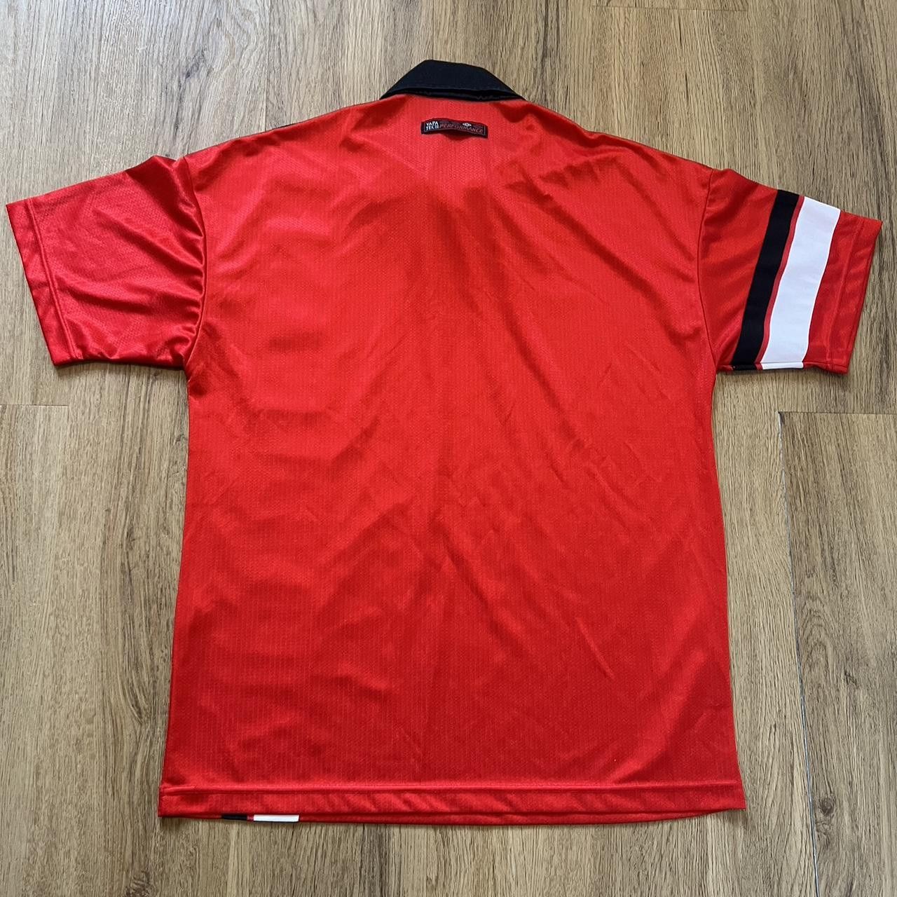 Umbro 90S Norway Vintage Retro Template Umbro Size US M / EU 48-50 / 2 - 2 Thumbnail