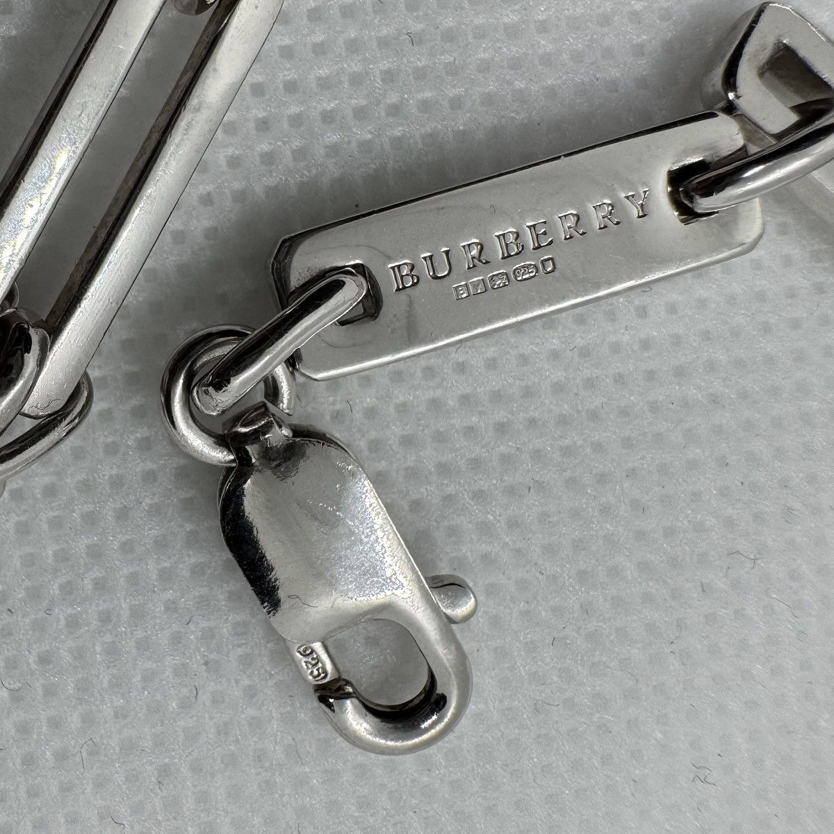 Burberry Burberry Solid Sterling Silver 925 Teardrop Necklace 42cm Size ONE SIZE - 6 Thumbnail