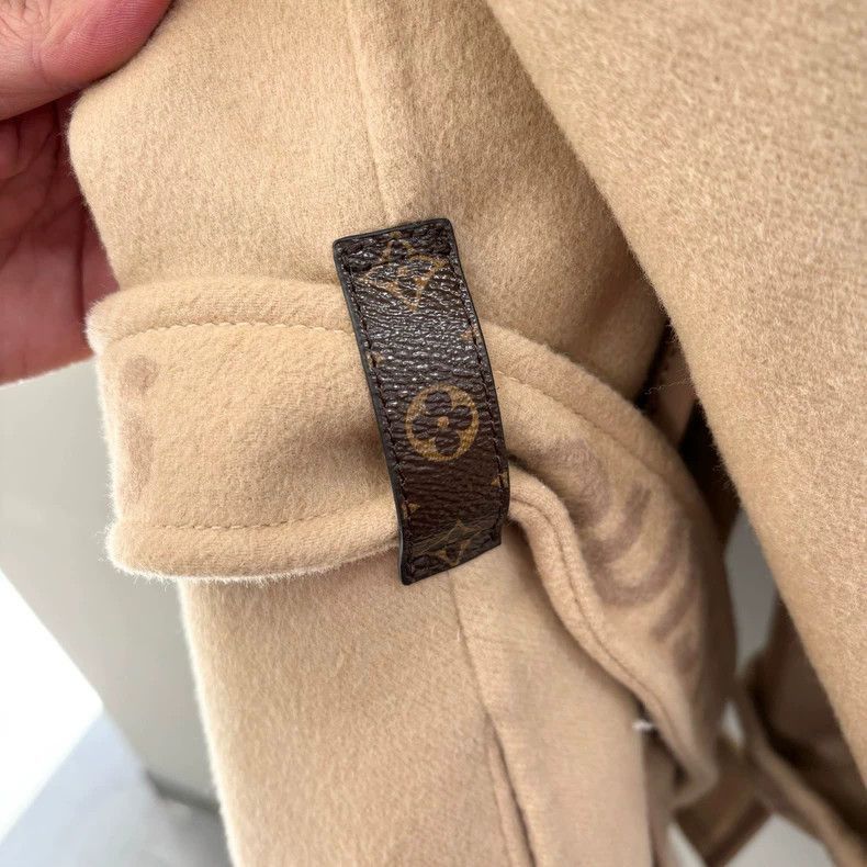 Louis Vuitton Beige Long Wool Coat with Logo Interior-2506 Size XS / US 0-2 / IT 36-38 - 9 Thumbnail