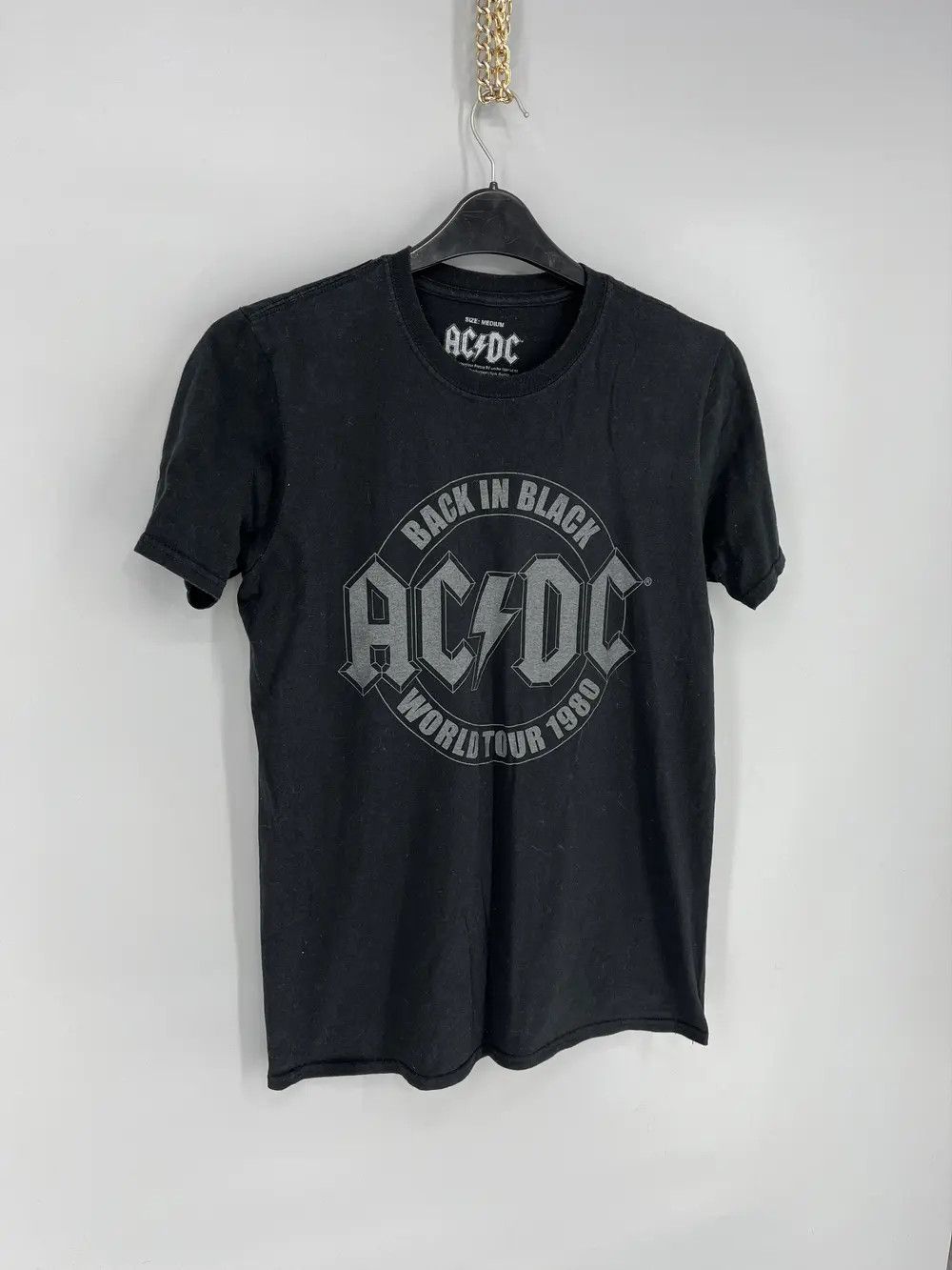 Band Tees × Vintage Vintage Y2K ACDC "Back in Black" T-Shirt Rock Band Size XL Size US XL / EU 56 / 4 - 2 Thumbnail