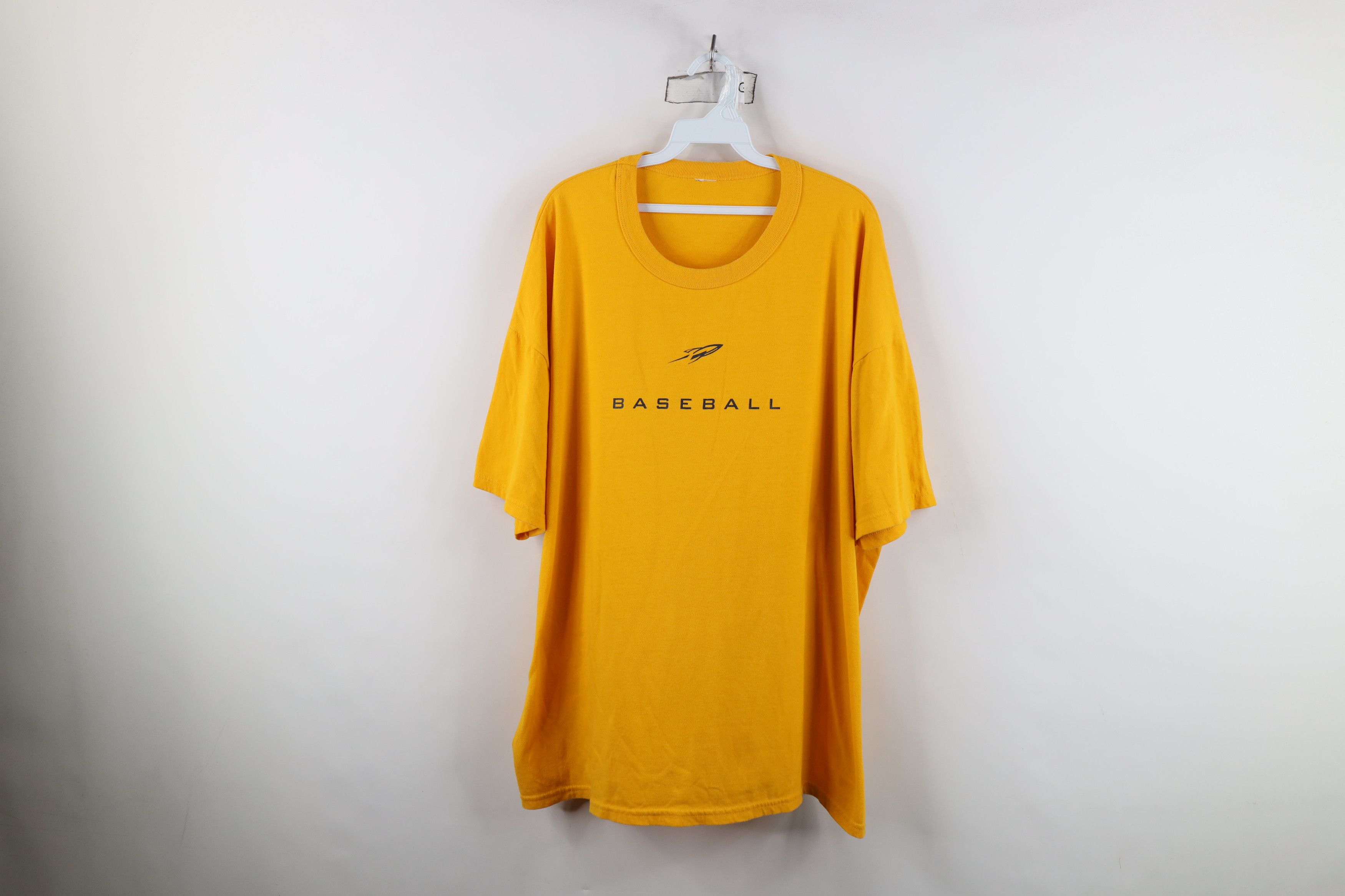 Vintage Vintage 90s Issued University of Toledo Baseball T-Shirt Size US XXL / EU 58 / 5 - 1 Thumbnail