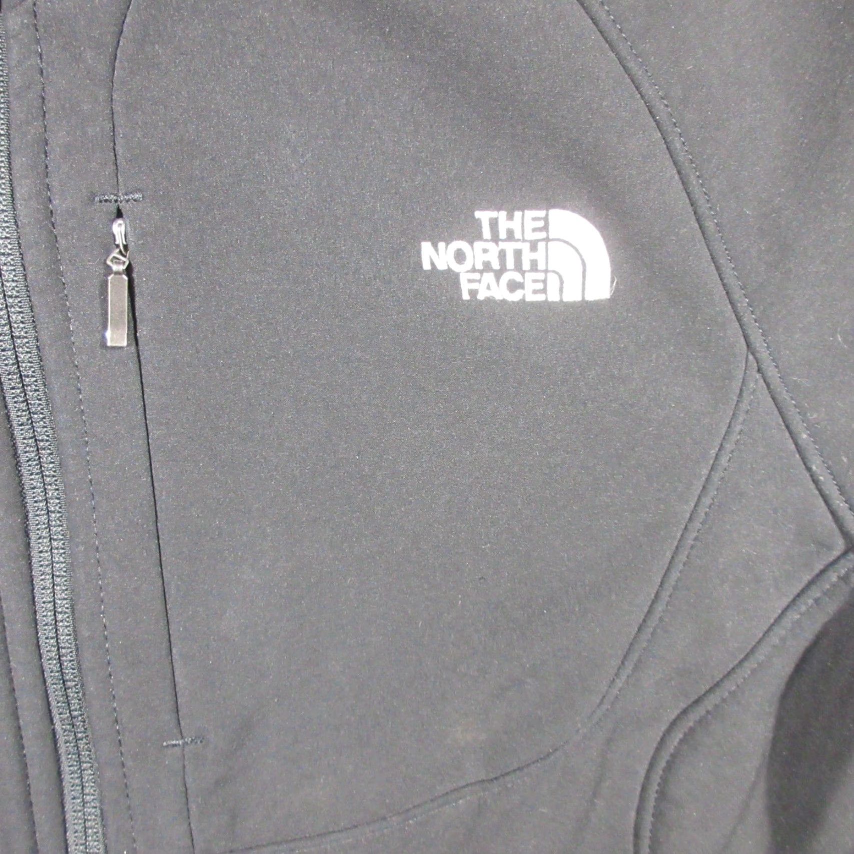 The North Face The North Face Jacket Women L Black Softshell Full Zip Pockets Water Resistant Wind-Resistant Logo Zipper Mid-Length Casual Fall Spring Winter Regular Size L / US 10 / IT 46 - 7 Thumbnail