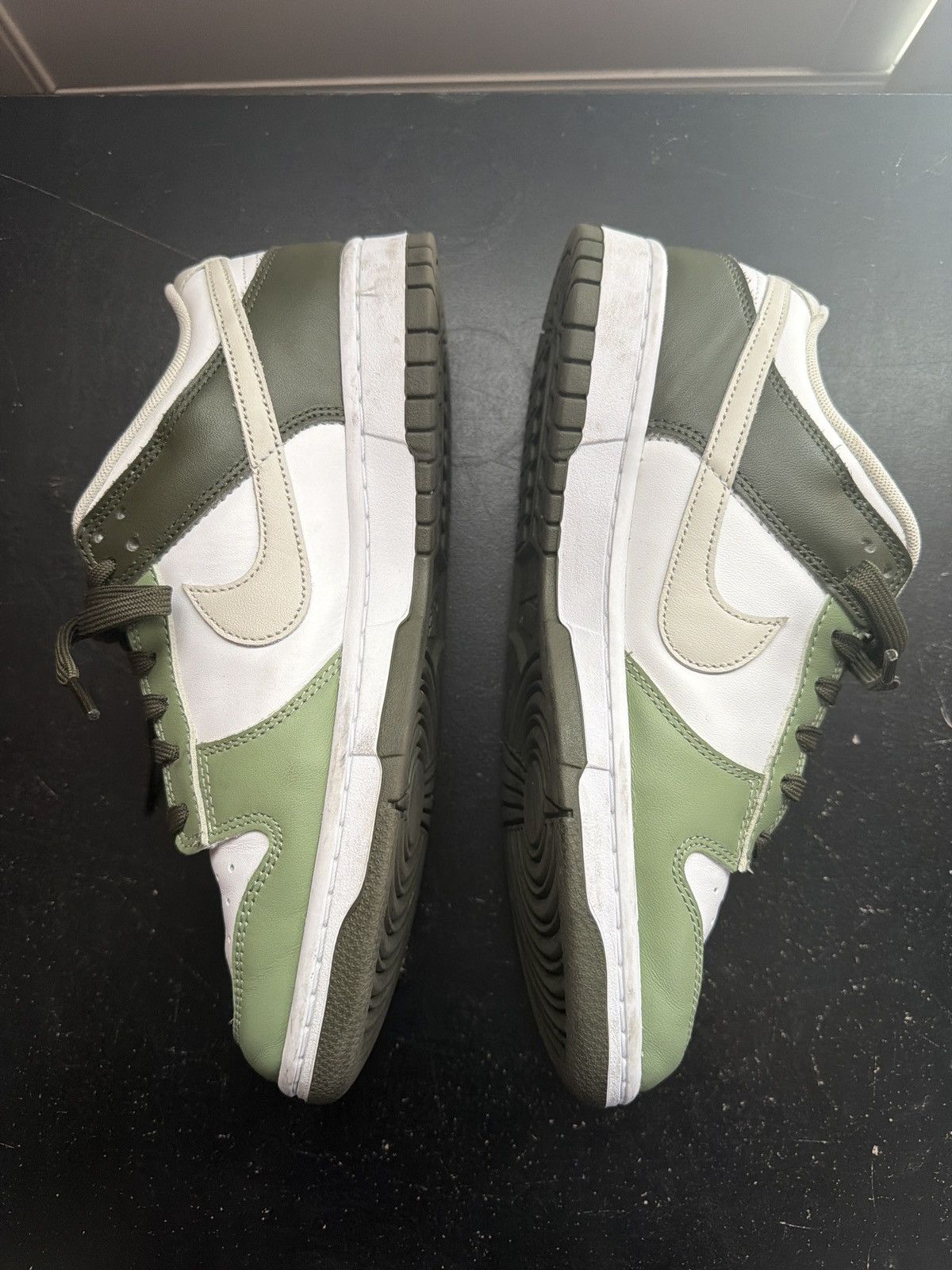 Nike NIKE DUNK LOW ‘OIL GREEN CARGO KHAKI SZ: 9.5 Size US 9.5 / EU 42-43 - 4 Thumbnail