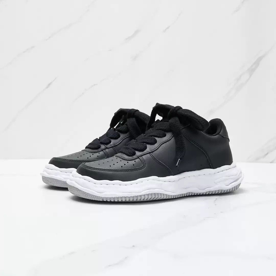 Maison MIHARA YASUHIRO Mihara Yasuhiro Men's Classic Distressed Shoes Size US 9 / EU 42 - 1 Thumbnail
