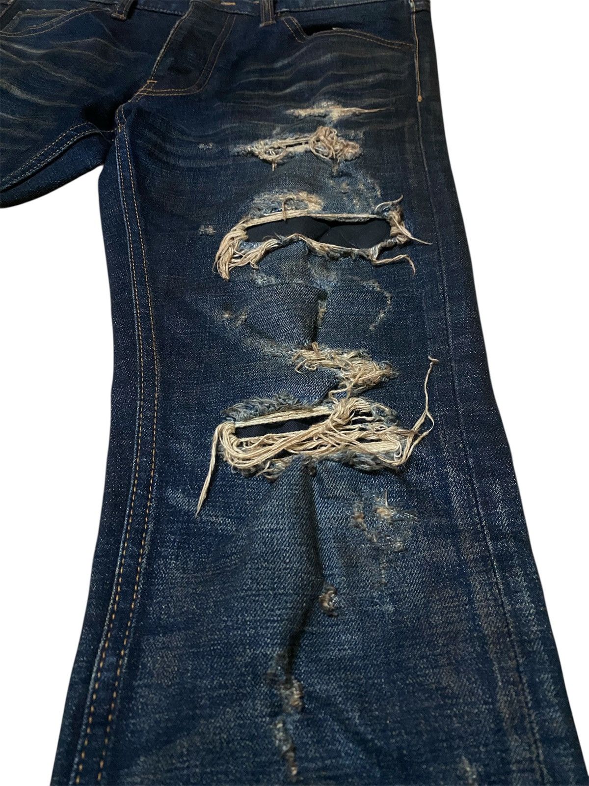 Isamu Katayama Backlash Isamu Katayama Damage Distressed Rugged Skinny Japan Denim Size US 32 / EU 48 - 6 Thumbnail