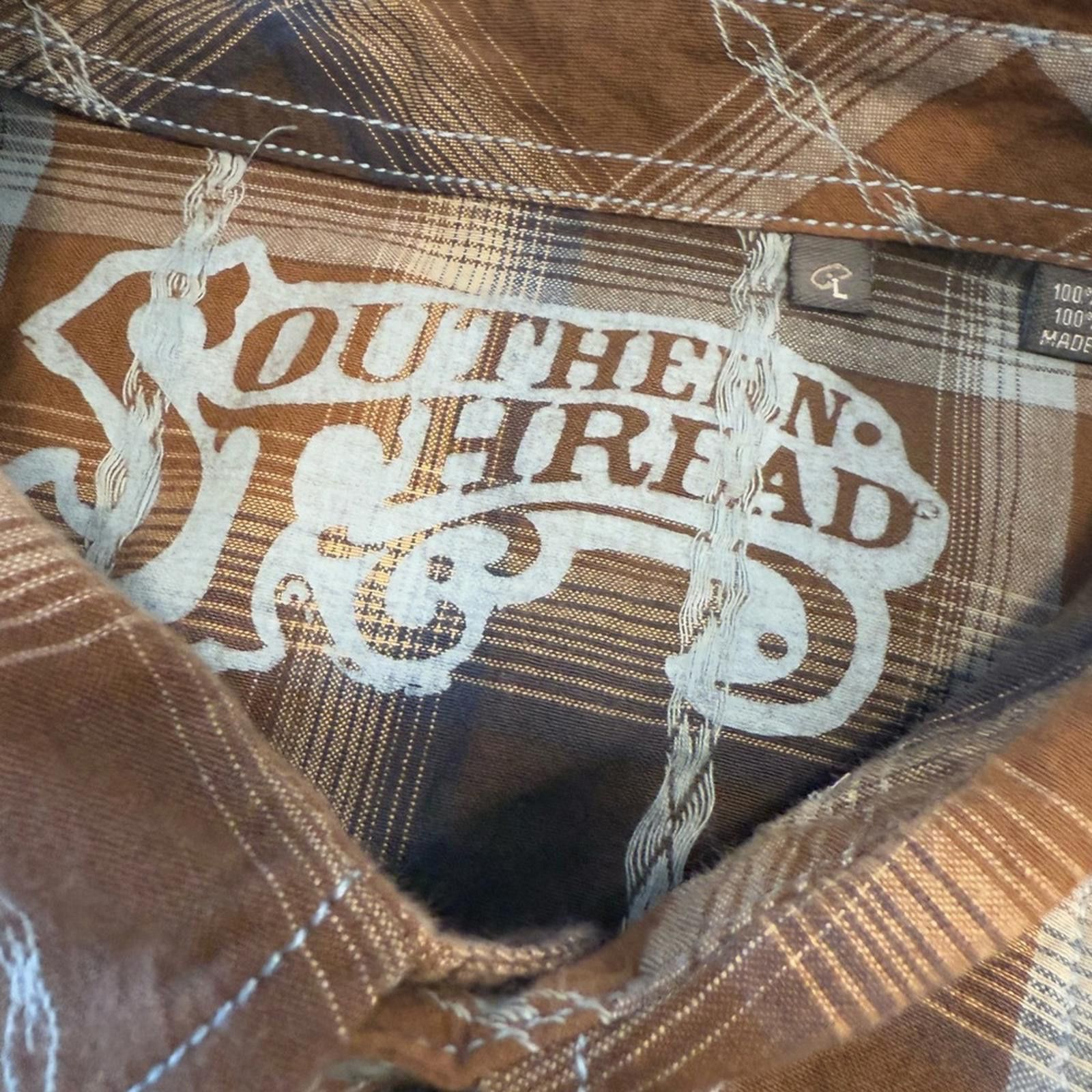 Other Southern Thread western embroidered cowboy rodeo shirt SZ LG Size US L / EU 52-54 / 3 - 8 Thumbnail