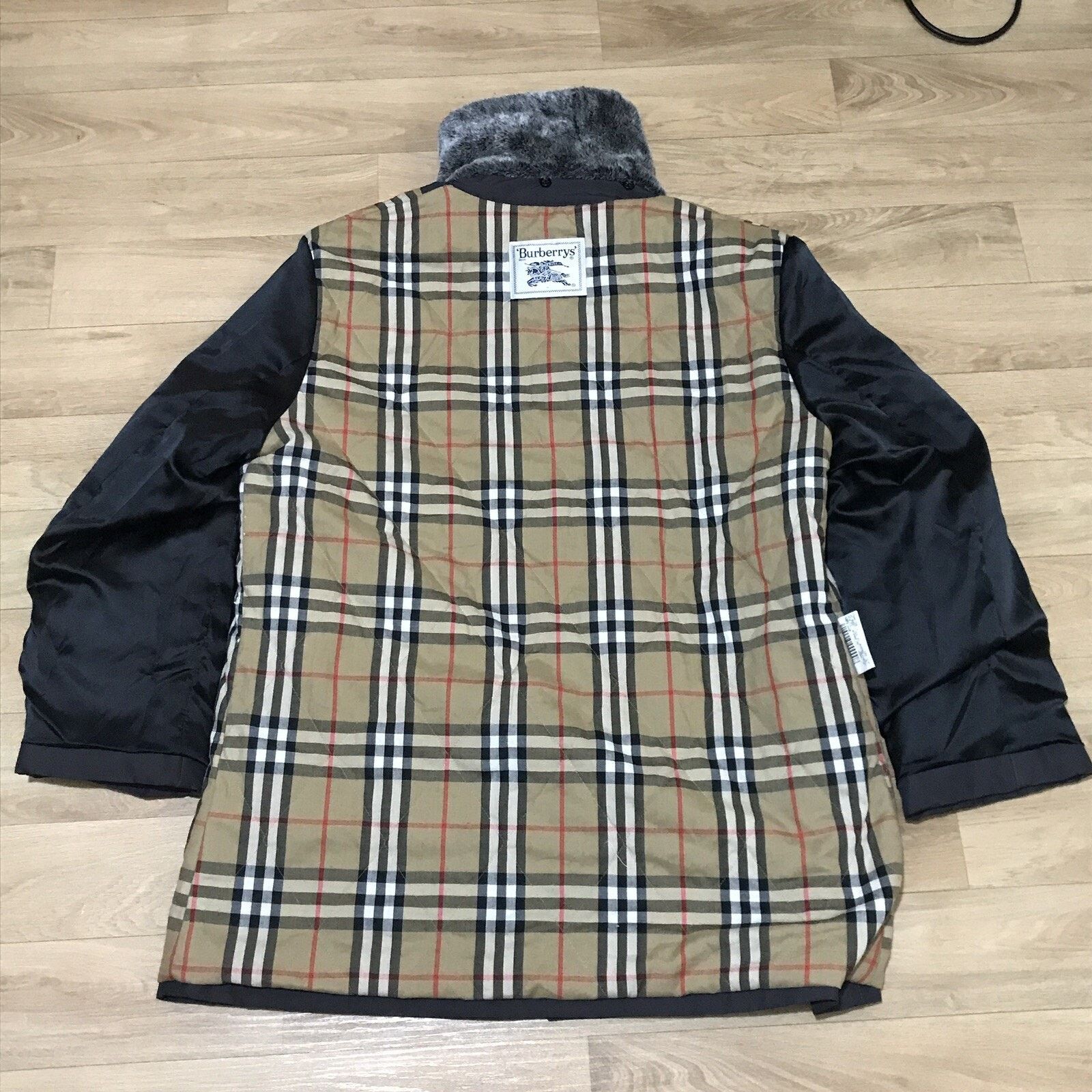 Burberry VINTAGE Burberry women jacket coat Nova Check FAUX FUR GRAY Size XL / US 12-14 / IT 48-50 - 5 Thumbnail