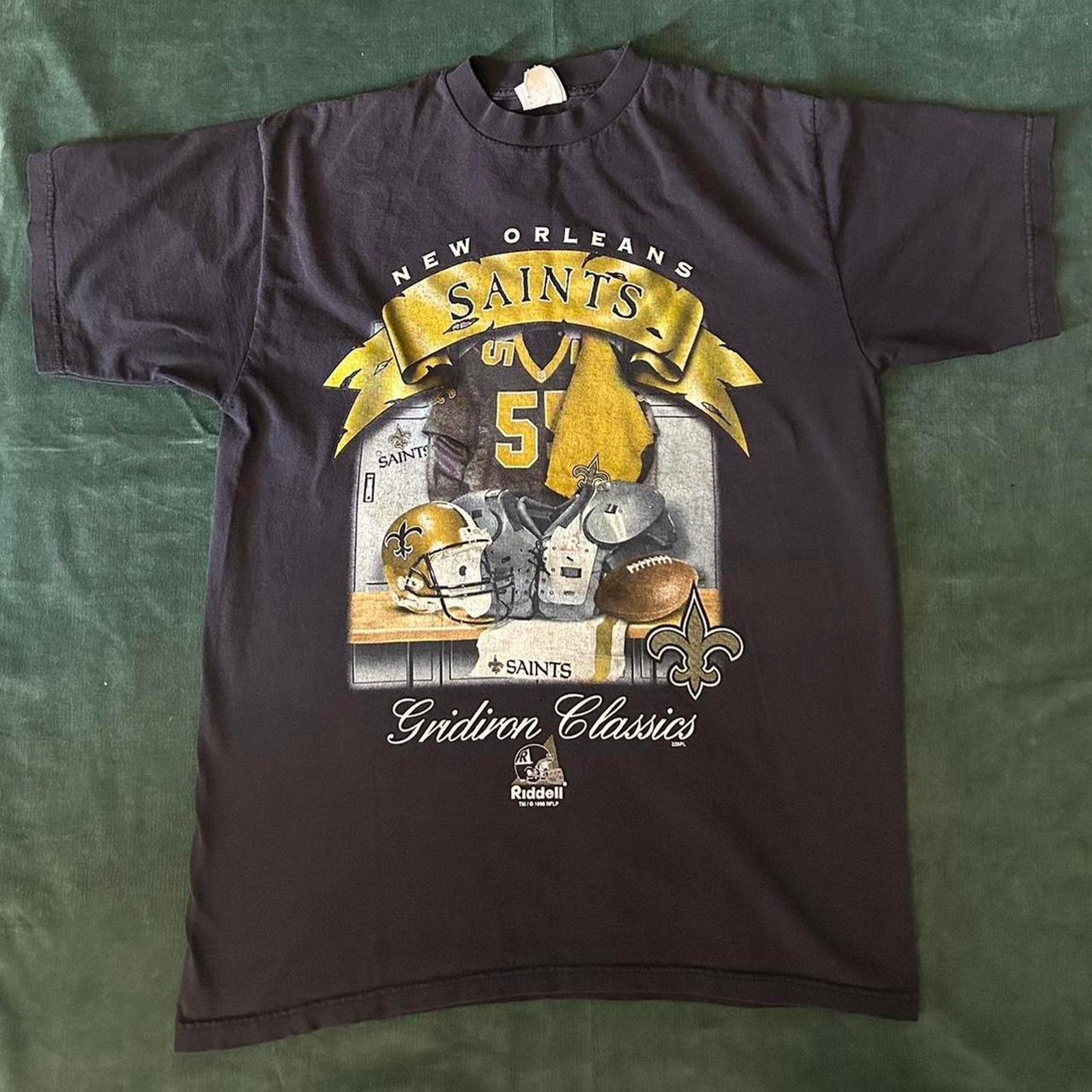 NFL Vintage new orleans graphic tee Size US XL / EU 56 / 4 - 1 Thumbnail