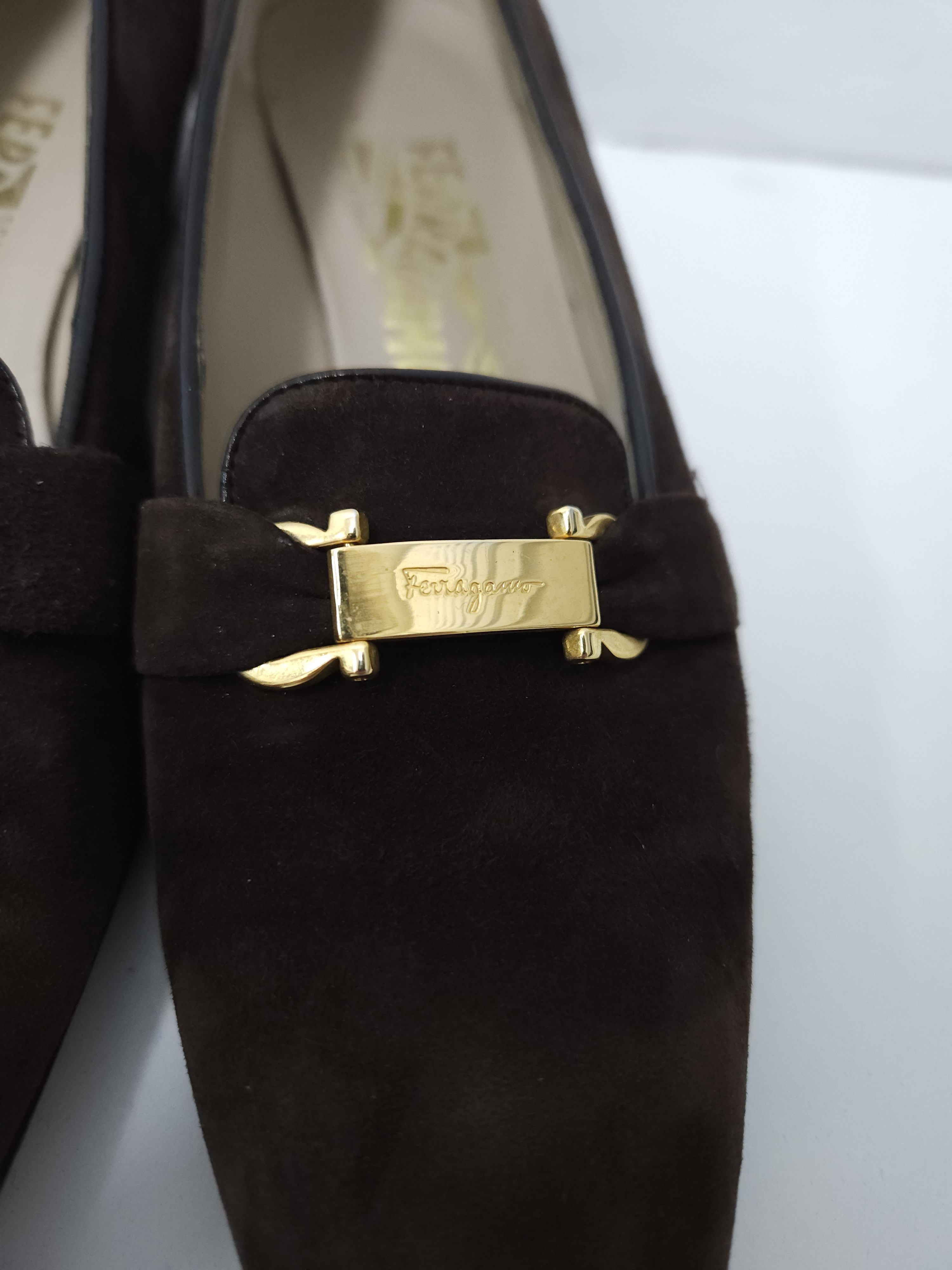 Salvatore Ferragamo Vintage Ferragamo brown suede loafers with gold hardware Size US 7 / IT 37 - 18 Thumbnail