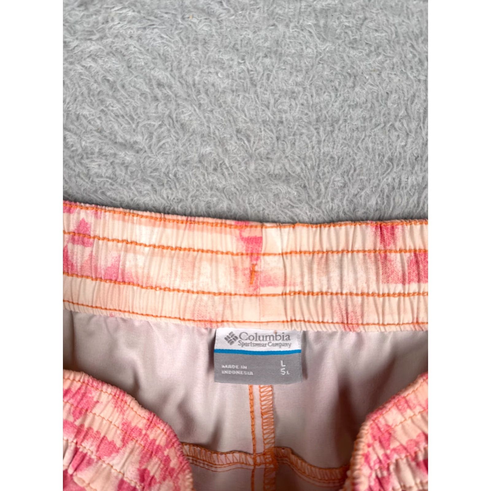 Pinko Columbia Shorts Women Large Pink Orange Triangle Pattern Sweat Run Gym Polyester Size 36" / US 14 / IT 50 - 6 Thumbnail