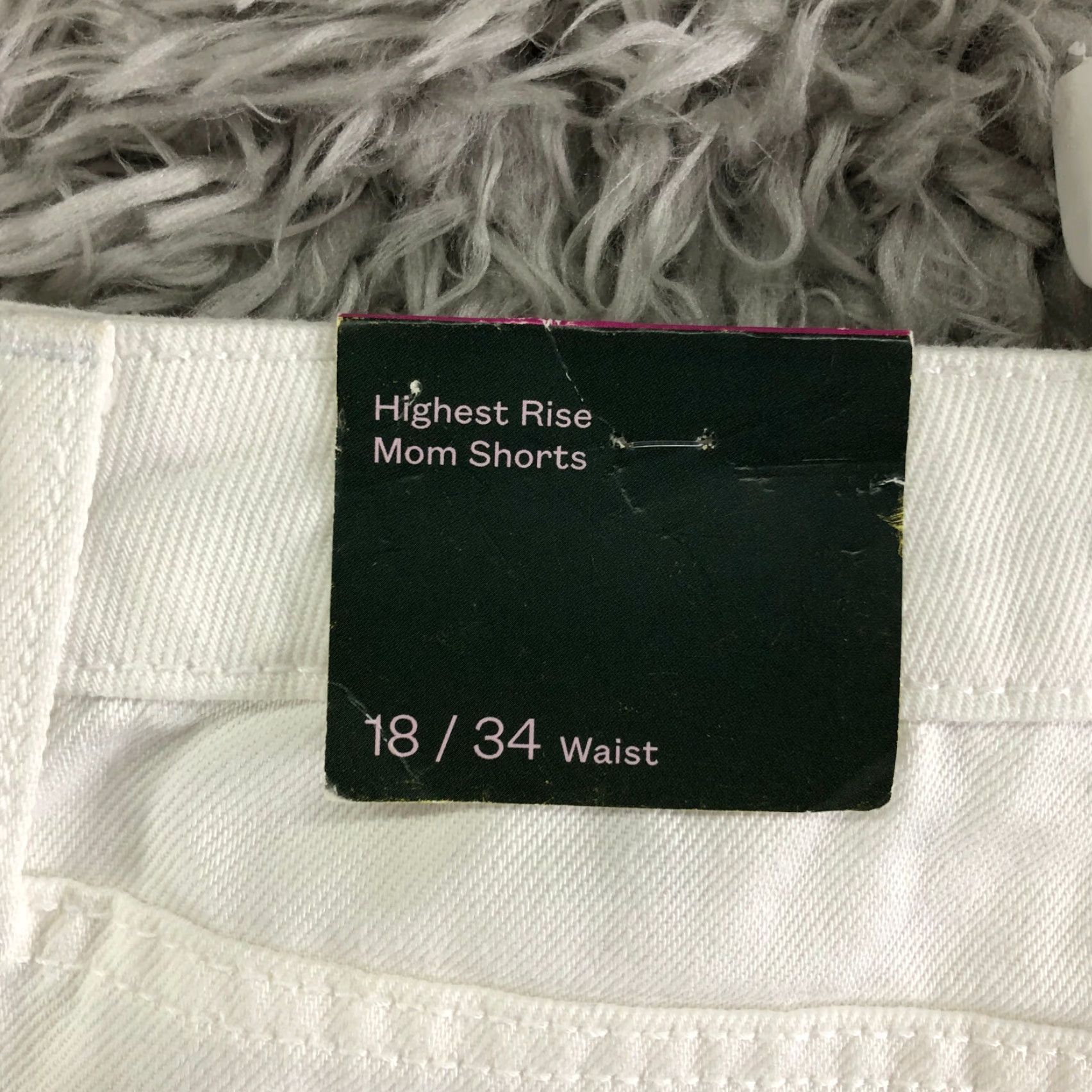 Vintage Wild Fable High Rise Bermuda Shorts Womens Plus 18 White Denim 5-Pocket Zip Button Fly Casual Modern Angel Logo Vintage: No Size 40" / US 18 - 5 Thumbnail