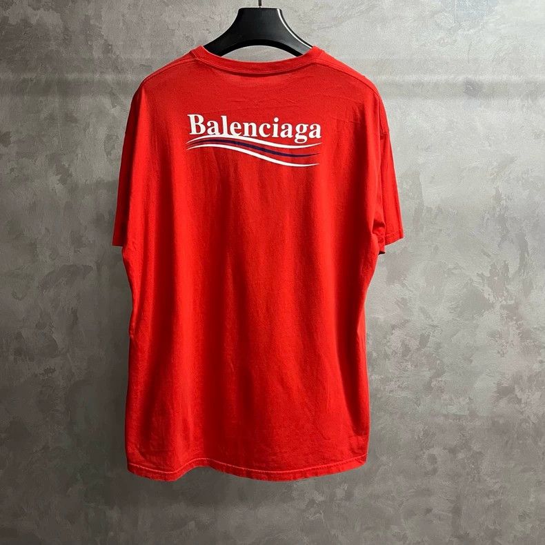 Balenciaga Balenciaga Red logo monogram print crew neck short sleeve Size US M / EU 48-50 / 2 - 5 Thumbnail