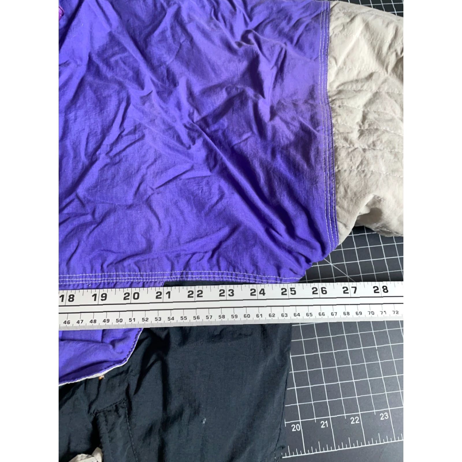 Vintage VINTAGE Canyon Guide Outfitters Jacket Mens M Purple 90s Pullover Hooded Insulated Anorak Zip Pockets Short Nylon Shell Lining Softshell coat Size US M / EU 48-50 / 2 - 5 Thumbnail
