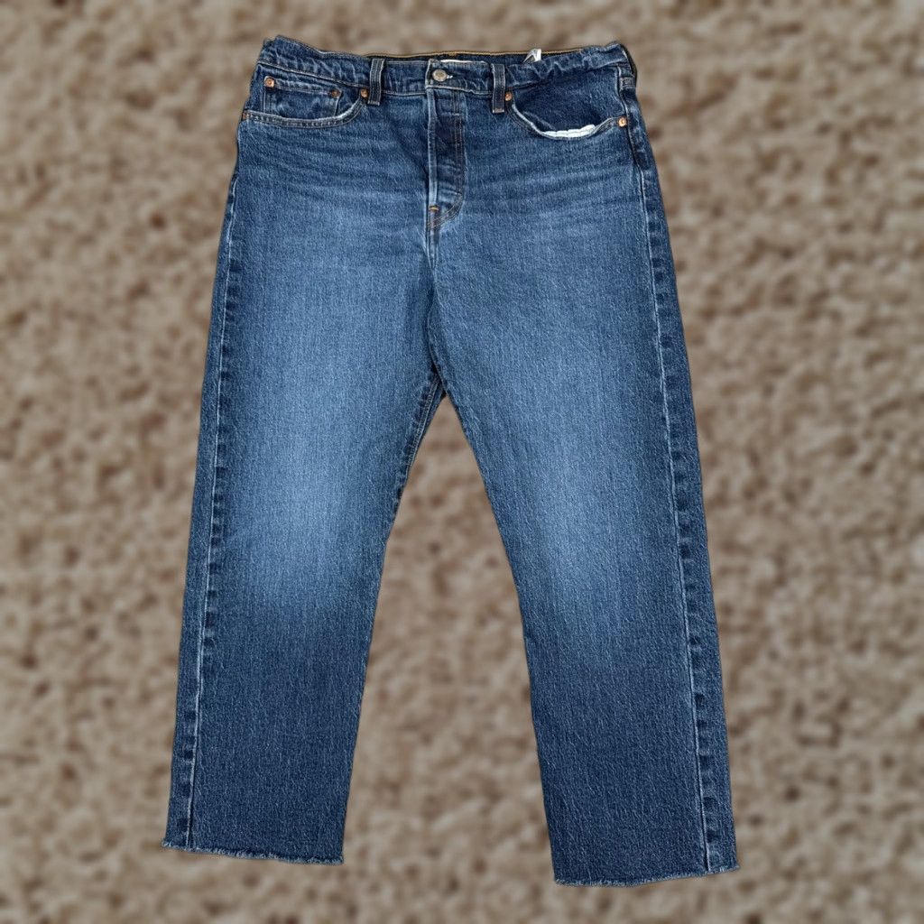 Levi's VINTAGE Levi's Wedgie Jeans Womens 32 Blue Denim High Rise 32x25 Levi's Wedgie Fit 5-Pocket Distressed Regular Blue Womens Jeans Size 24" / US 00 / IT 34 - 1 Thumbnail