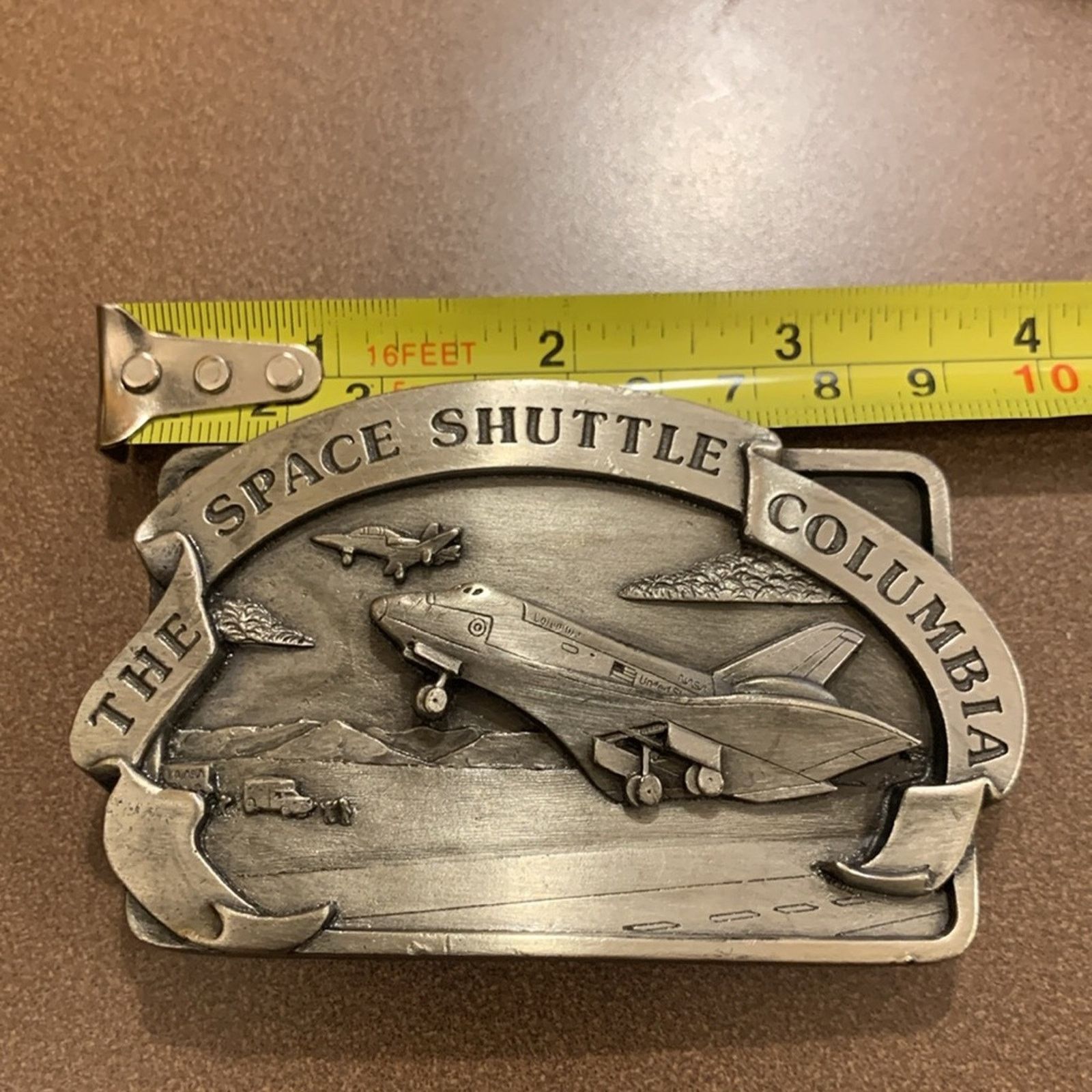 Vintage 1982 Space Shuttle Columbia pewter NASA belt buckle Size ONE SIZE - 10 Thumbnail