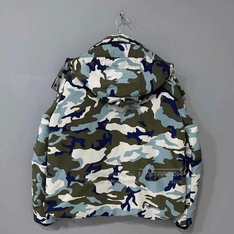 Canada Goose Camo Logo Hooded Down Jacket. Size US XL / EU 56 / 4 - 3 Thumbnail
