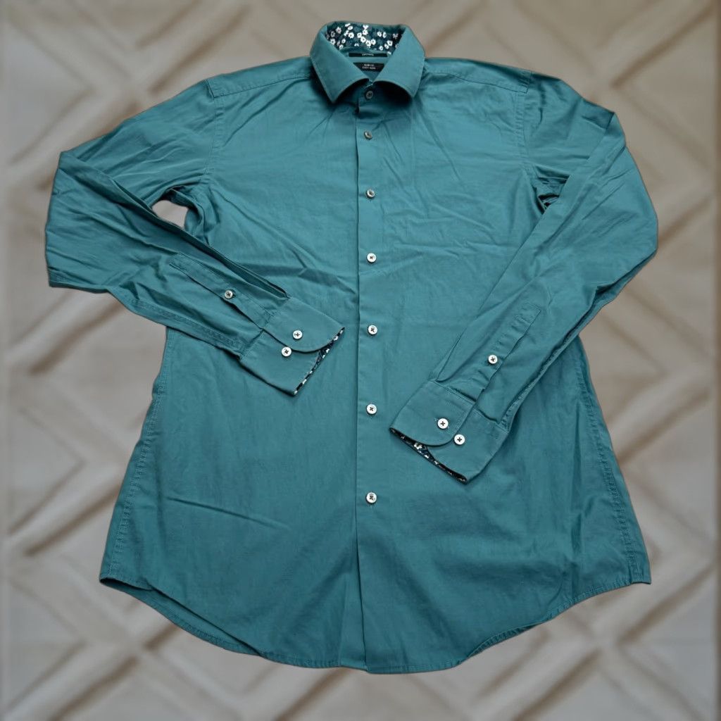 Hugo Boss VINTAGE Boss Hugo Boss Slim Fit Button-Up Shirt Mens 15 38 Teal Green Floral Shirt Adult Medium Blue Slim Fit VintageNoN/A Size US M / EU 48-50 / 2 - 1 Thumbnail